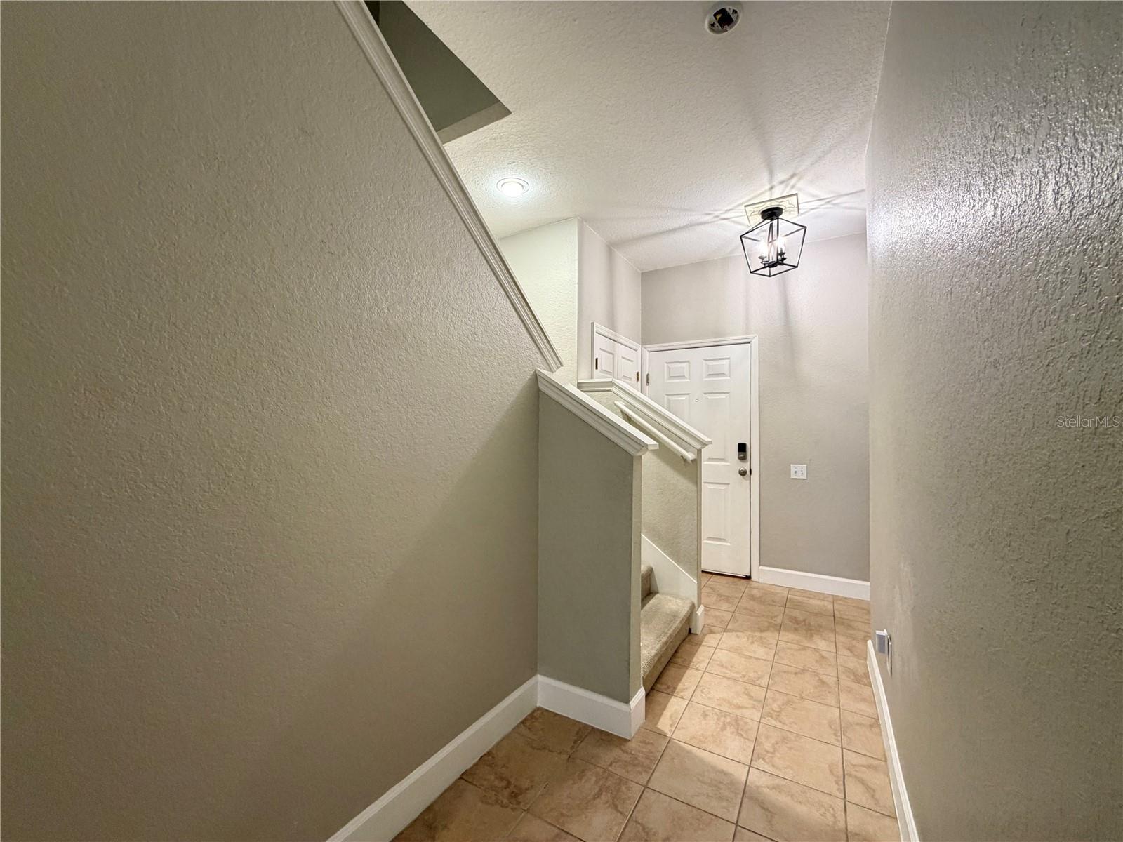 526 101ST AVE N, ST PETERSBURG, FL — photo 4