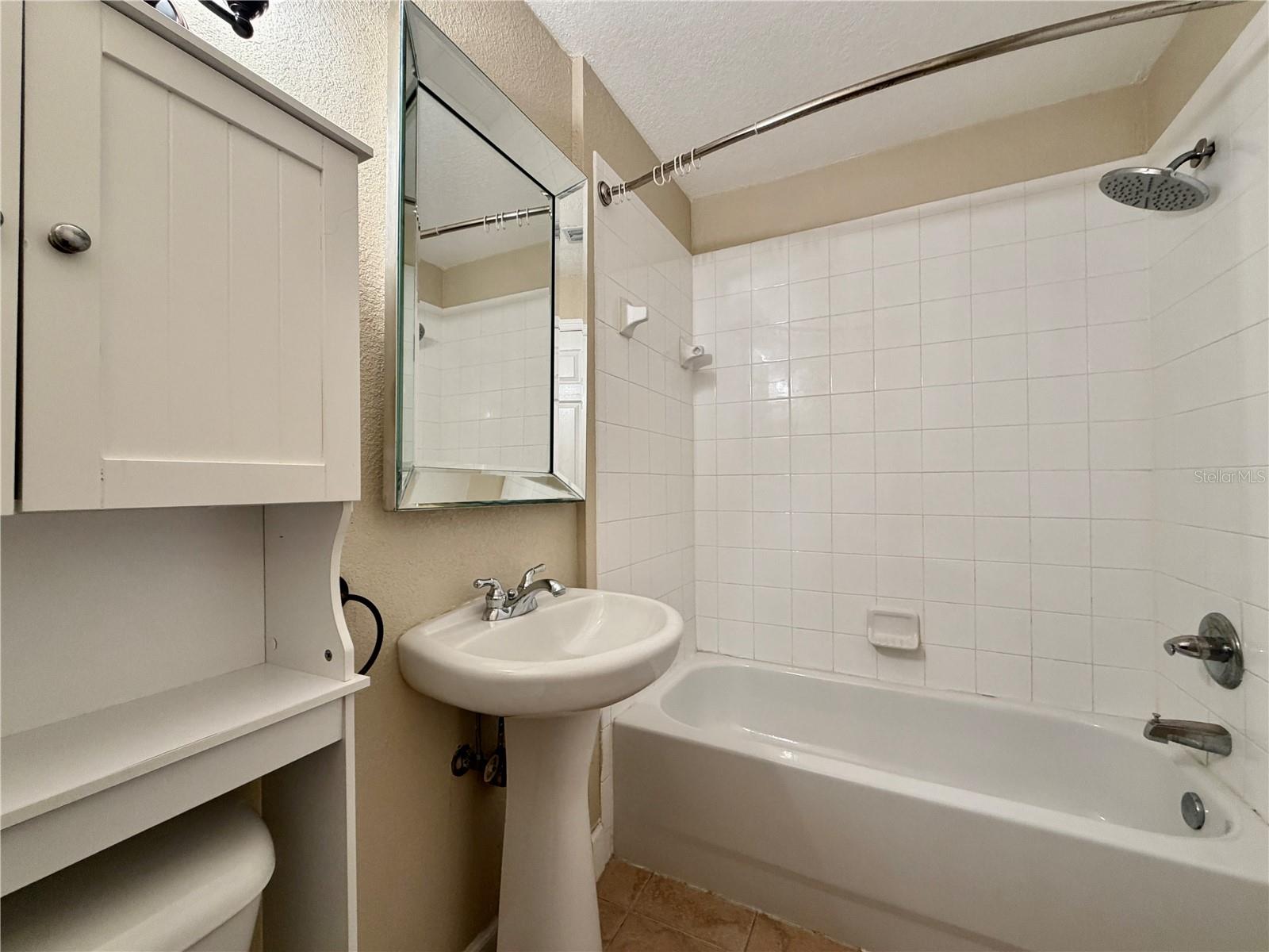526 101ST AVE N, ST PETERSBURG, FL — photo 28