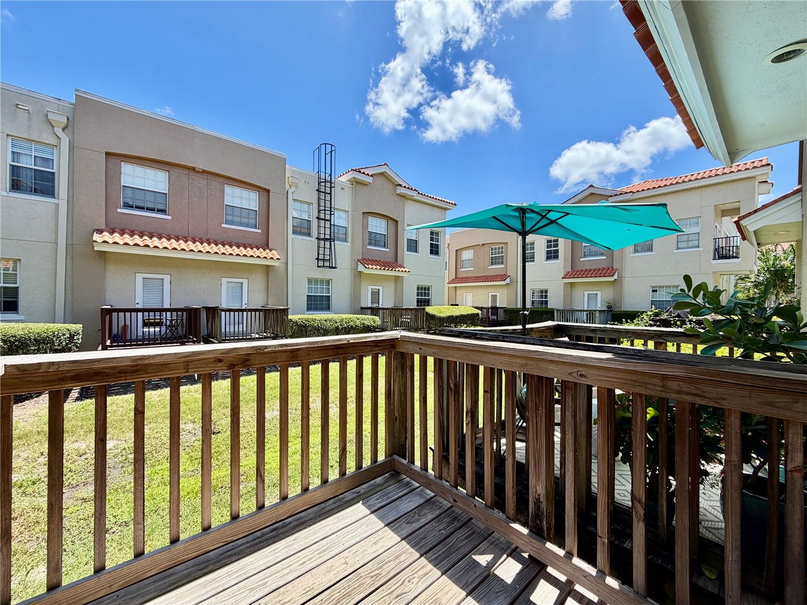 526 101ST AVE N, ST PETERSBURG, FL — photo 30