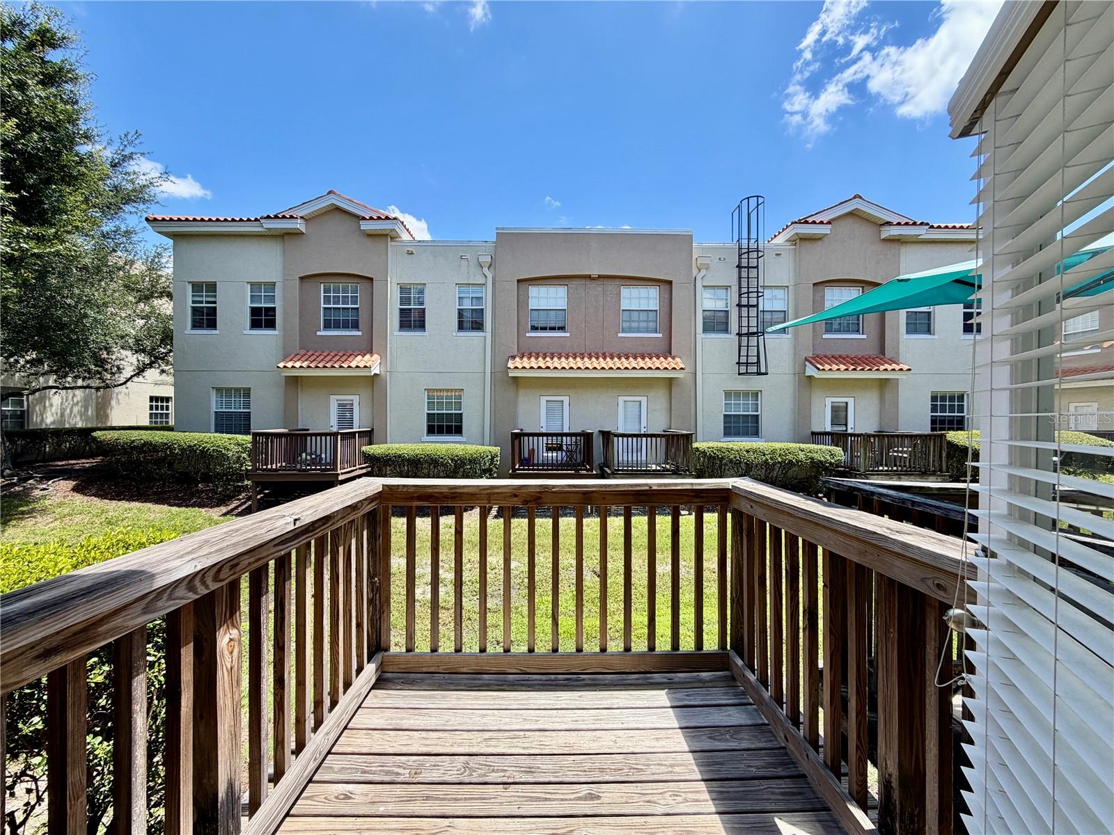 526 101ST AVE N, ST PETERSBURG, FL — photo 32