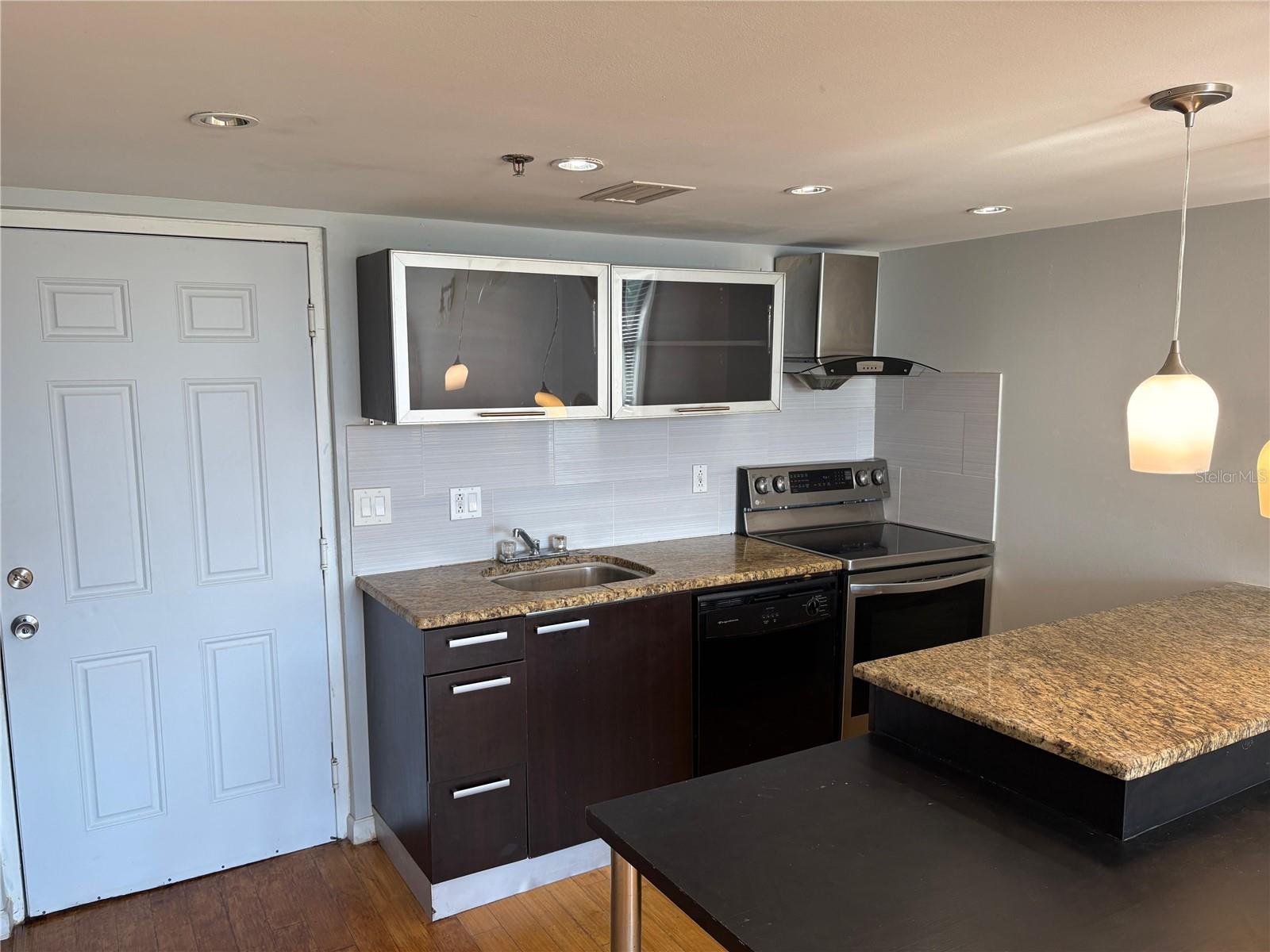 701 S MADISON AVE #315, CLEARWATER, FL — photo 2