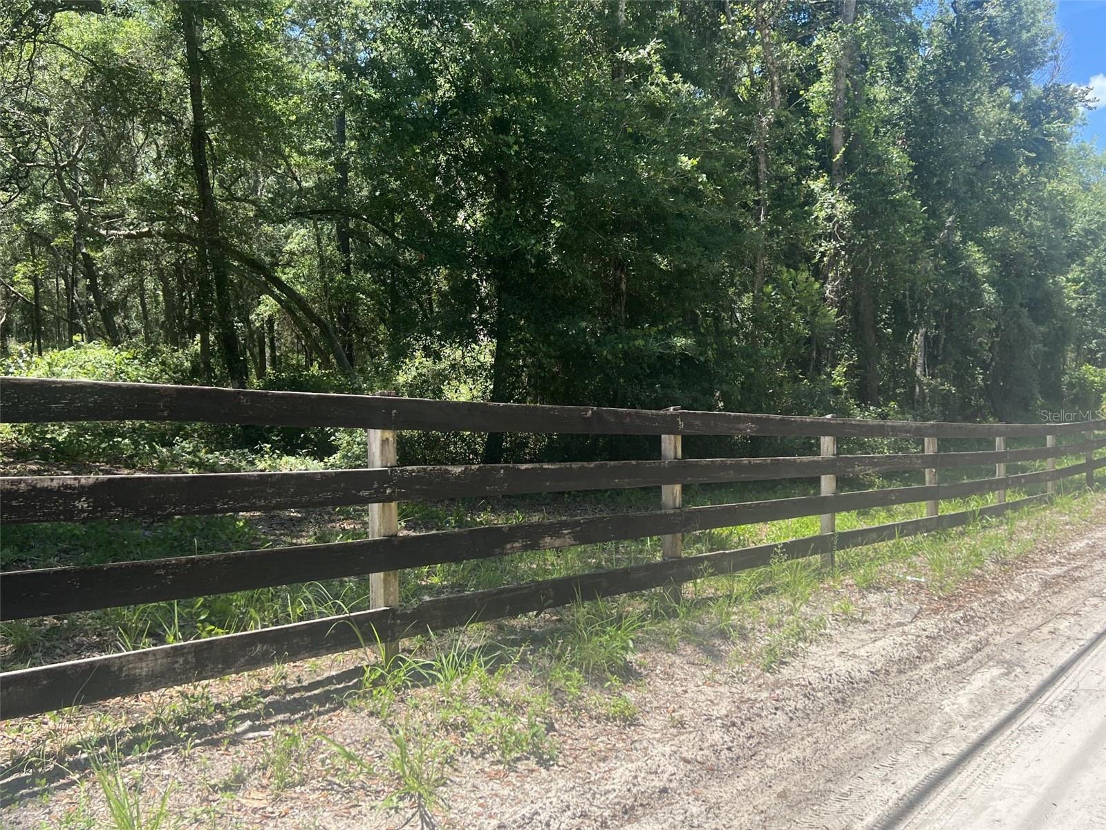 1425 RENBAR RD, DE LEON SPRINGS, FL — photo 10