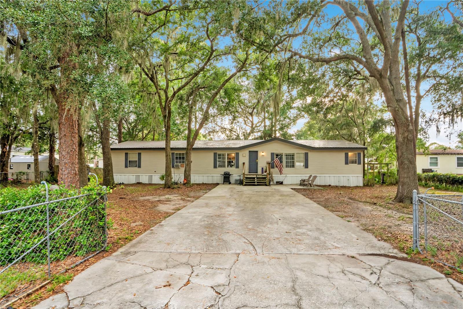 2322 STATE PARK RD, LAKELAND, FL
