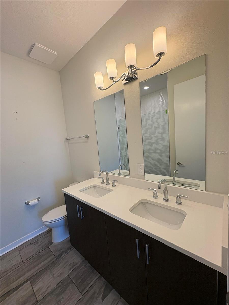 343 8TH ST N, ST PETERSBURG, FL — photo 21