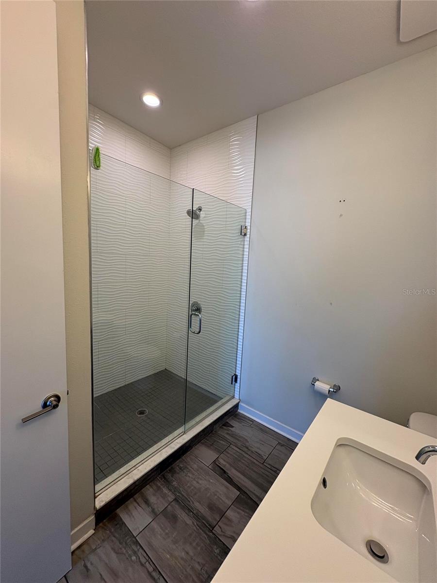 343 8TH ST N, ST PETERSBURG, FL — photo 22