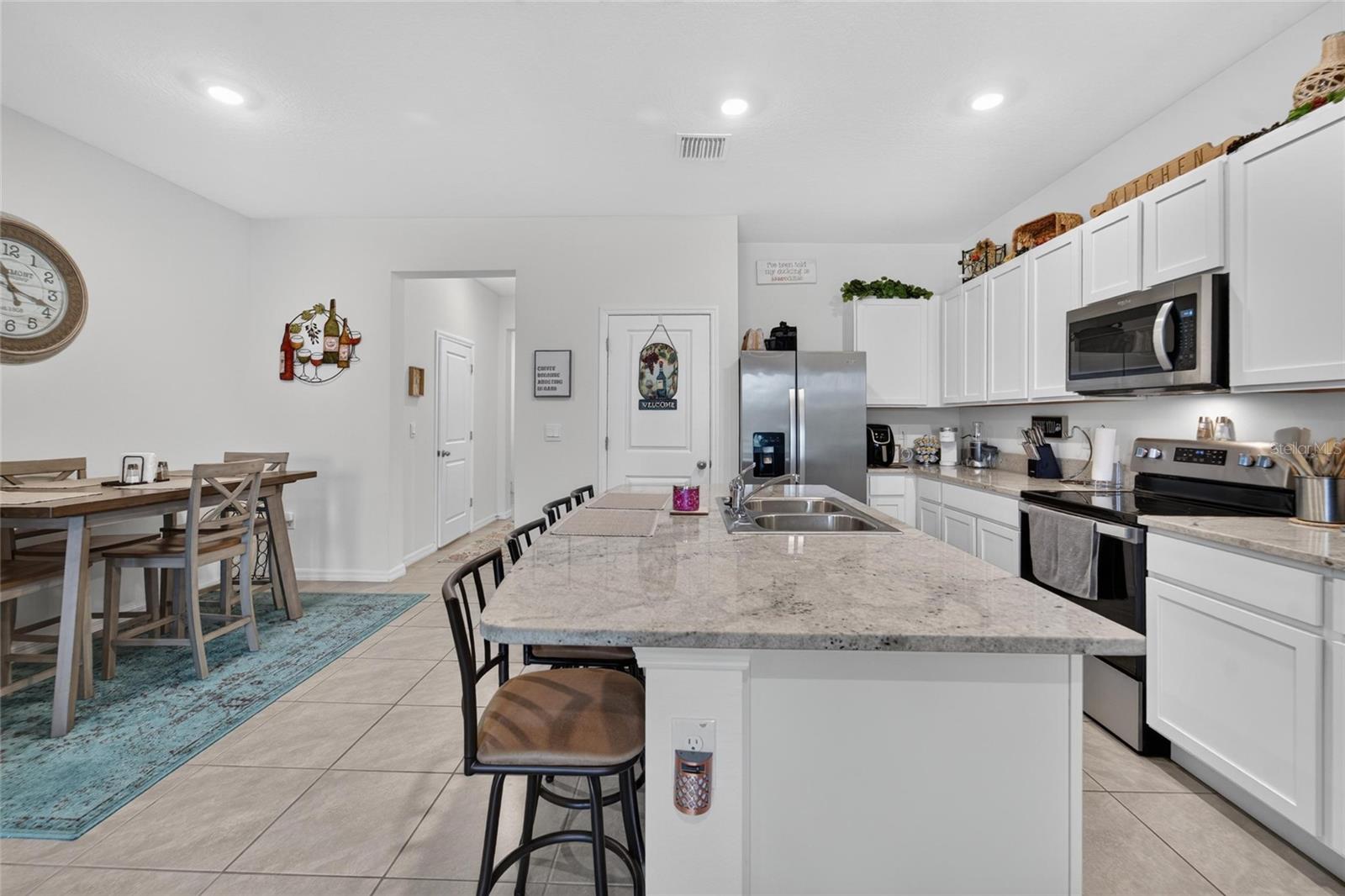 33046 MAJOR OAK DR, WESLEY CHAPEL, FL — photo 11