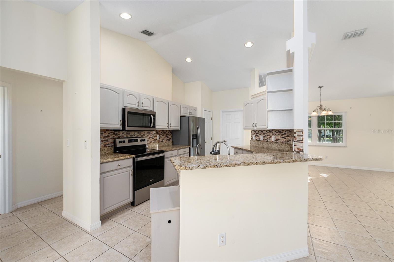 8601 SW 60TH CIR, OCALA, FL — photo 17