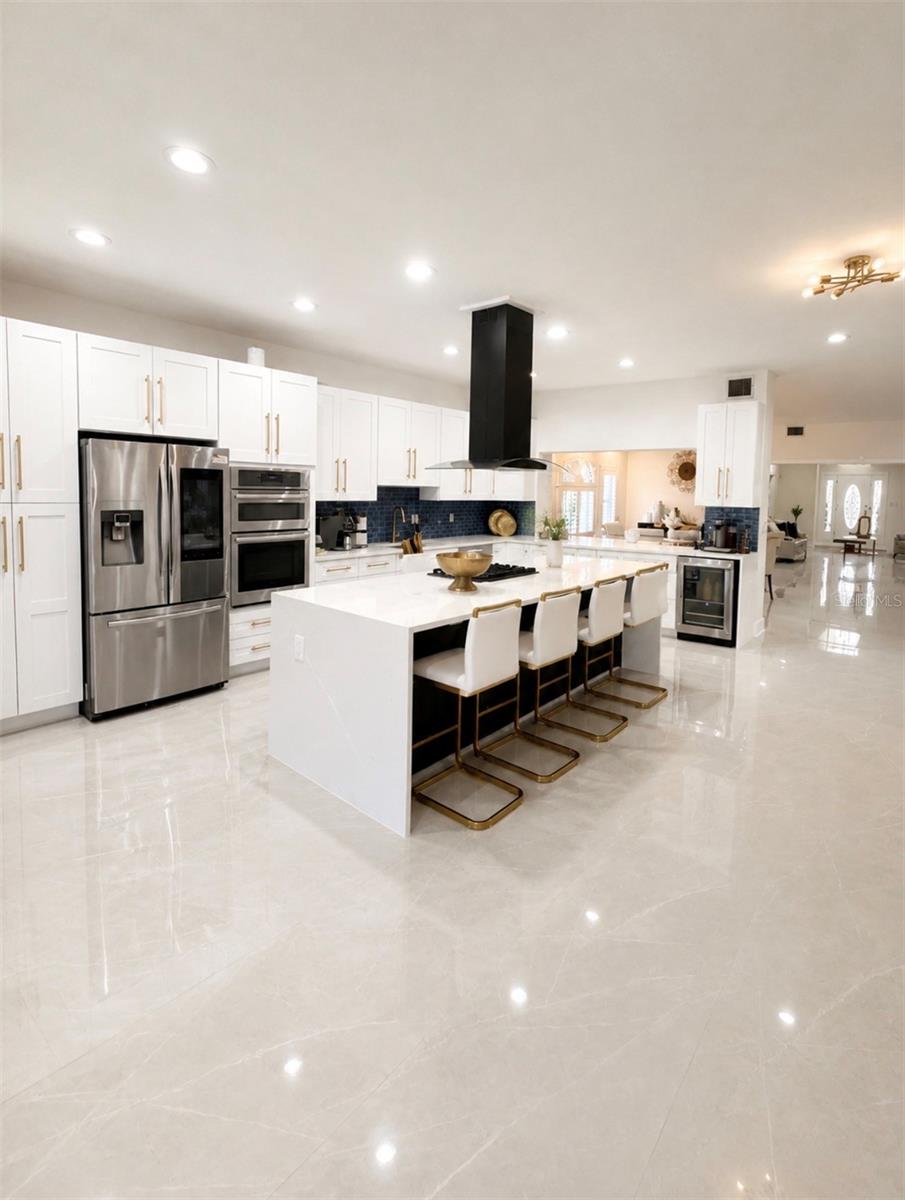 452 BATH CLUB BLVD N, NORTH REDINGTON BEACH, FL — photo 9