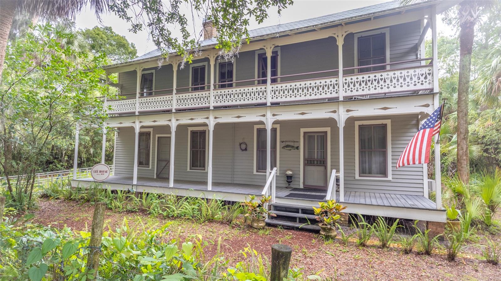 200 PARK ST, MELROSE, FL