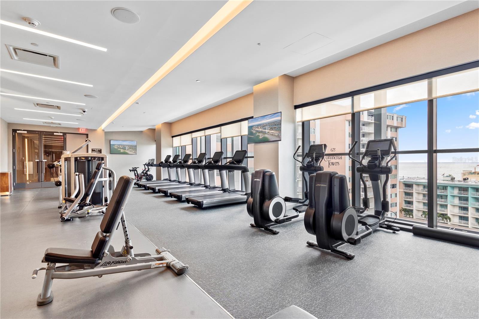 691 S GULFVIEW BLVD #1211, CLEARWATER BEACH, FL — photo 59