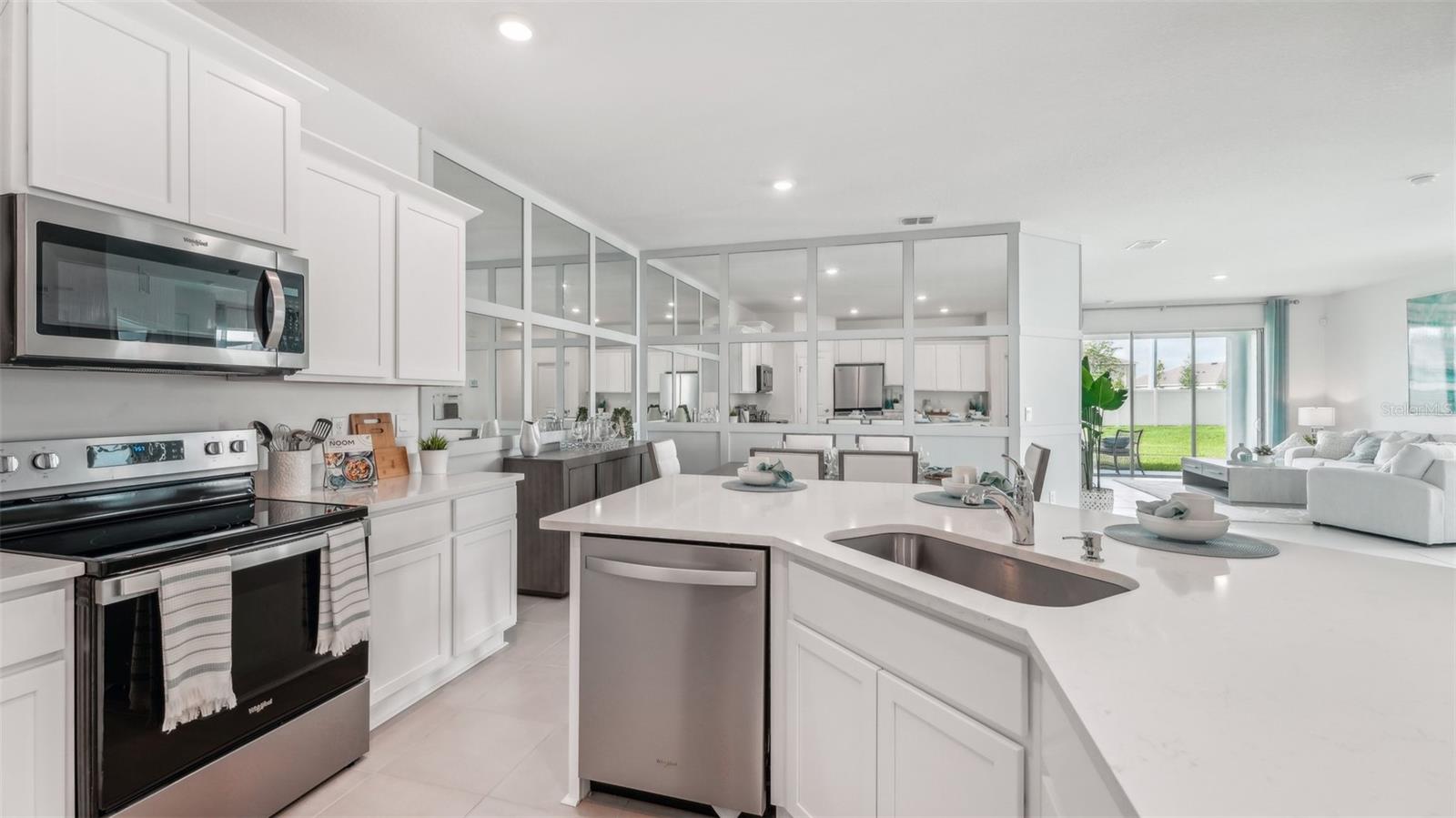 33024 RUSTIC RISE RD, SAN ANTONIO, FL — photo 9