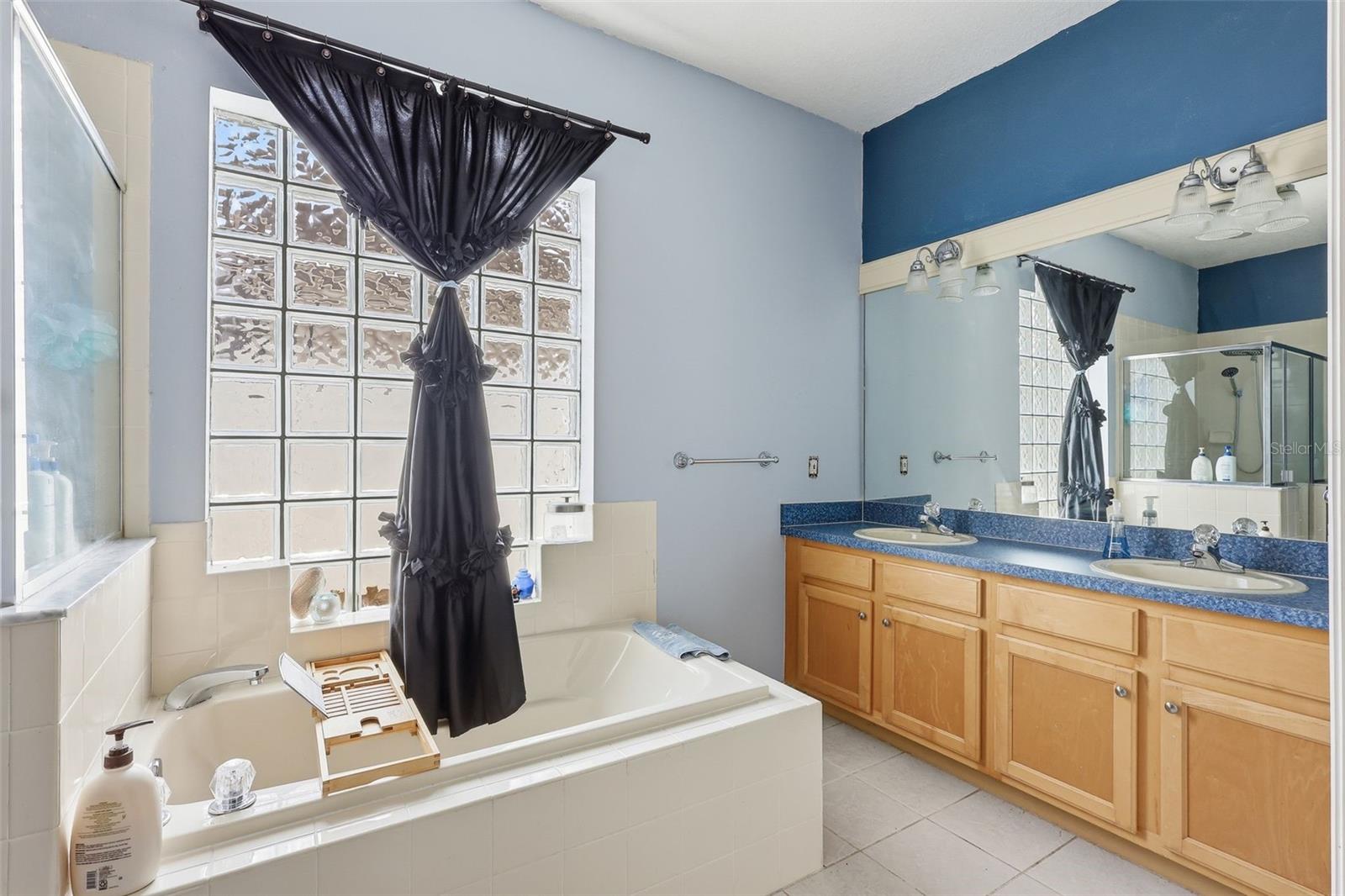 540 HOLLINGSHEAD LOOP, DAVENPORT, FL — photo 18