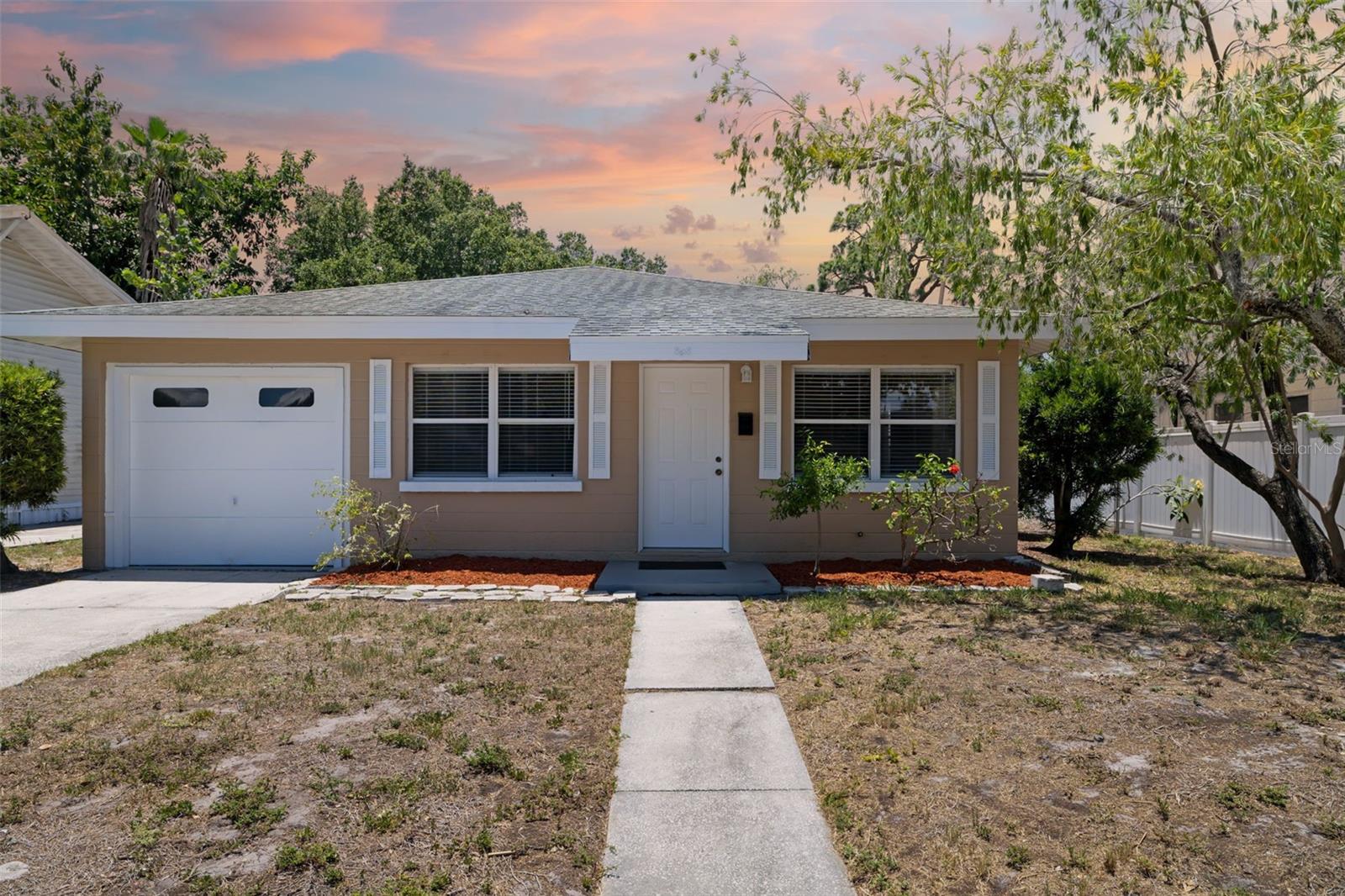 808 26TH ST W, BRADENTON, FL — photo 43