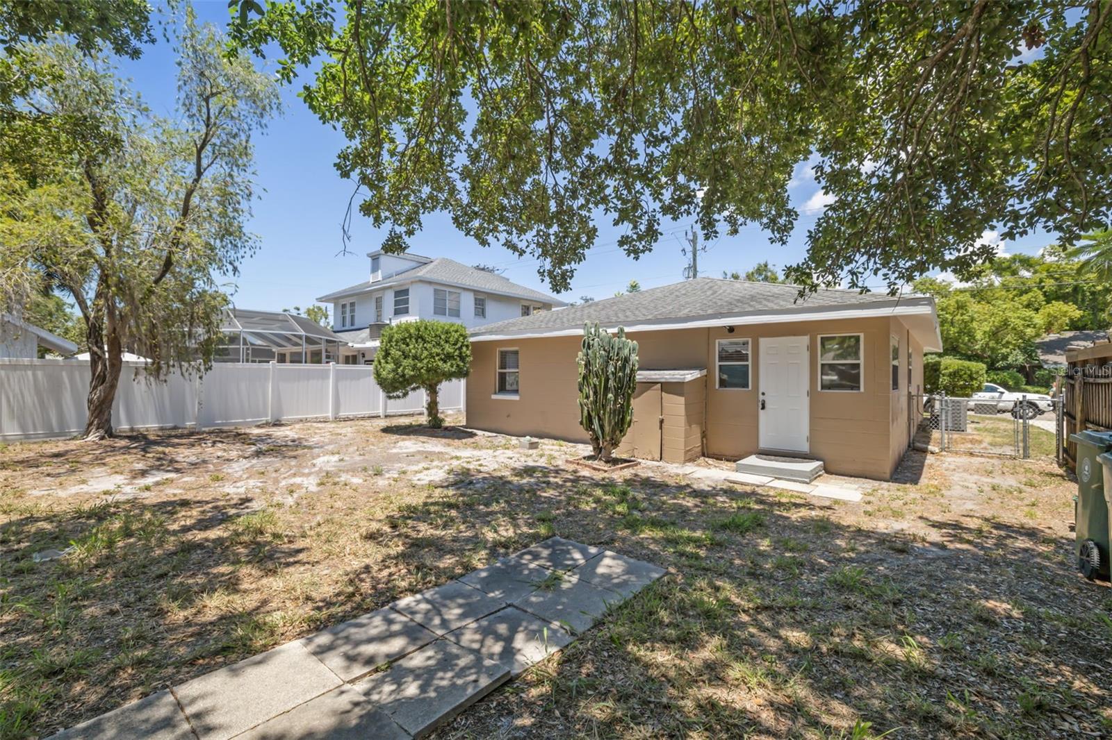 808 26TH ST W, BRADENTON, FL — photo 7