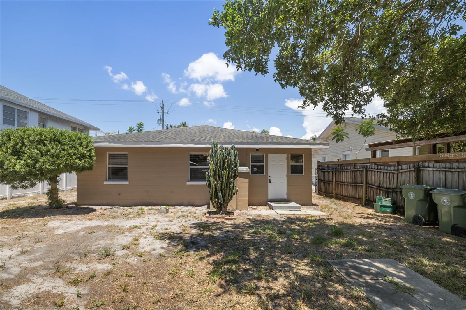808 26TH ST W, BRADENTON, FL — photo 8