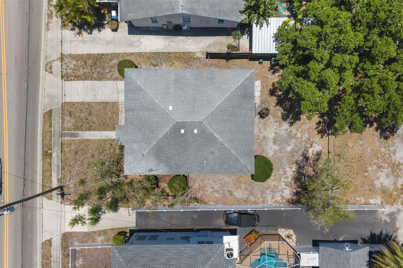 808 26TH ST W, BRADENTON, FL — photo 37