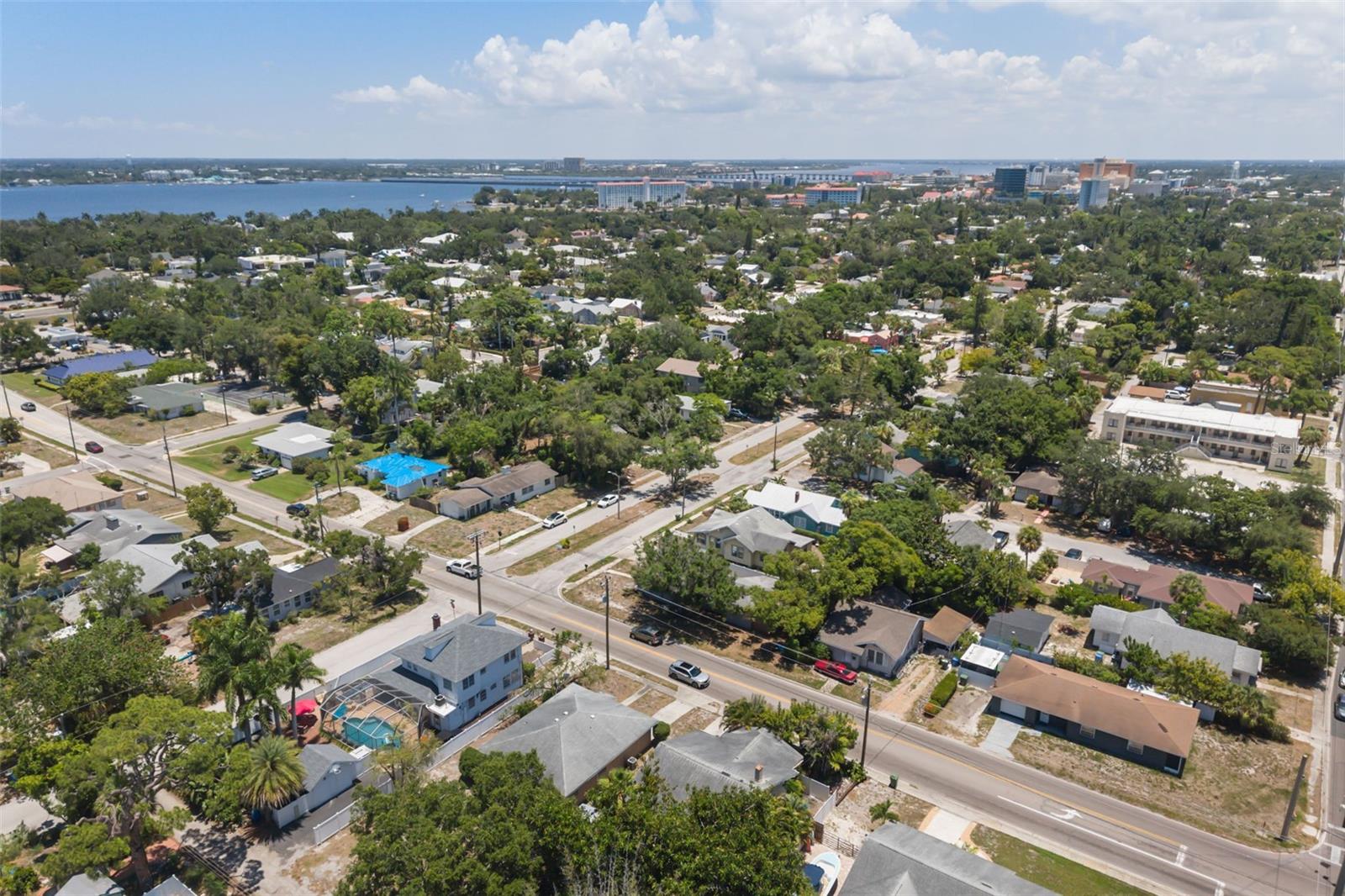 808 26TH ST W, BRADENTON, FL — photo 41