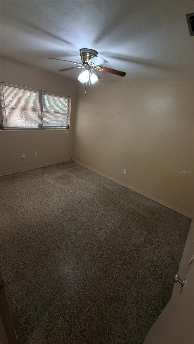 930 NE 6TH AVE, GAINESVILLE, FL — photo 5