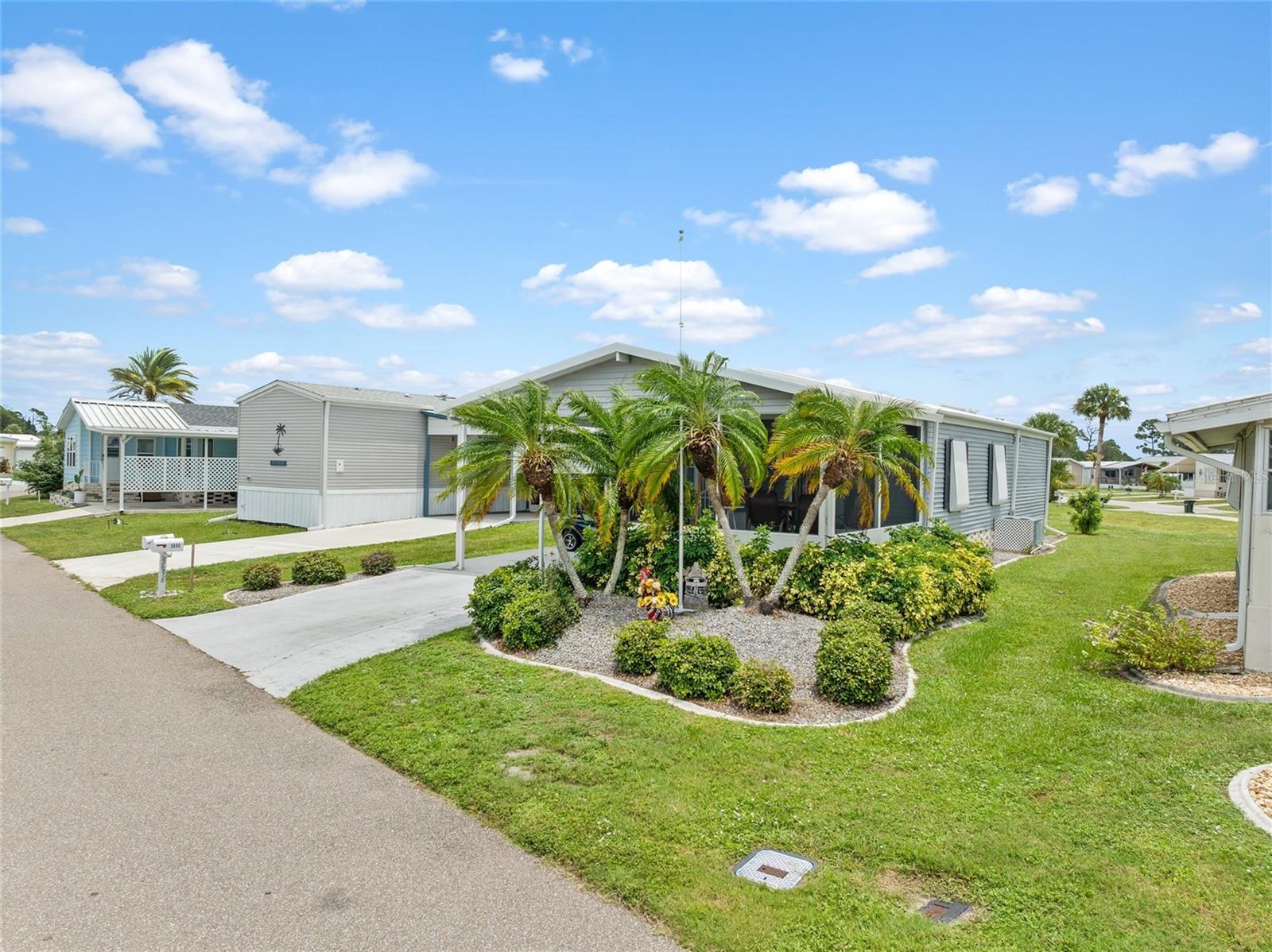 5696 HOLIDAY PARK BLVD, NORTH PORT, FL — photo 34