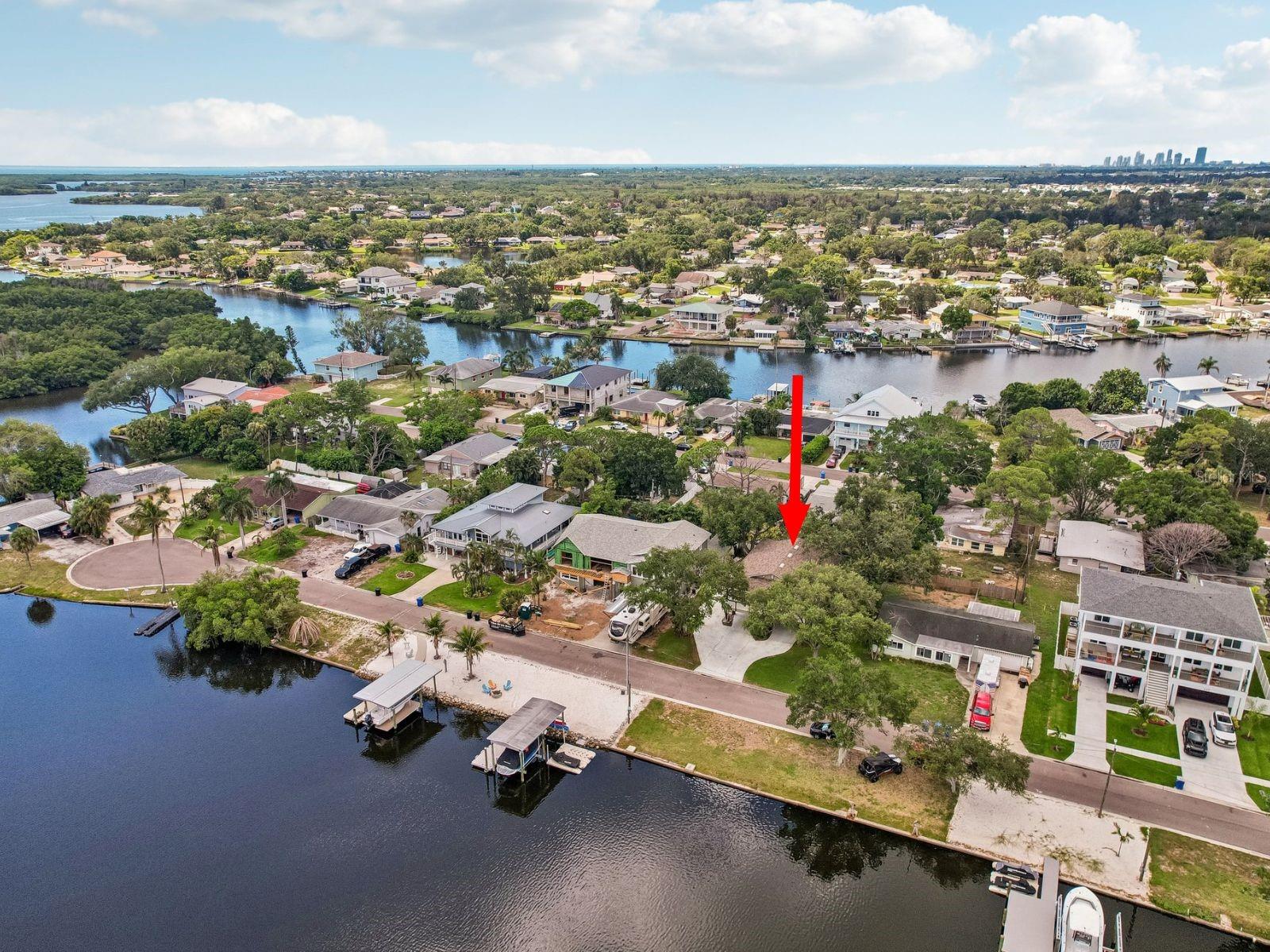300 90TH AVE NE, ST PETERSBURG, FL — photo 61