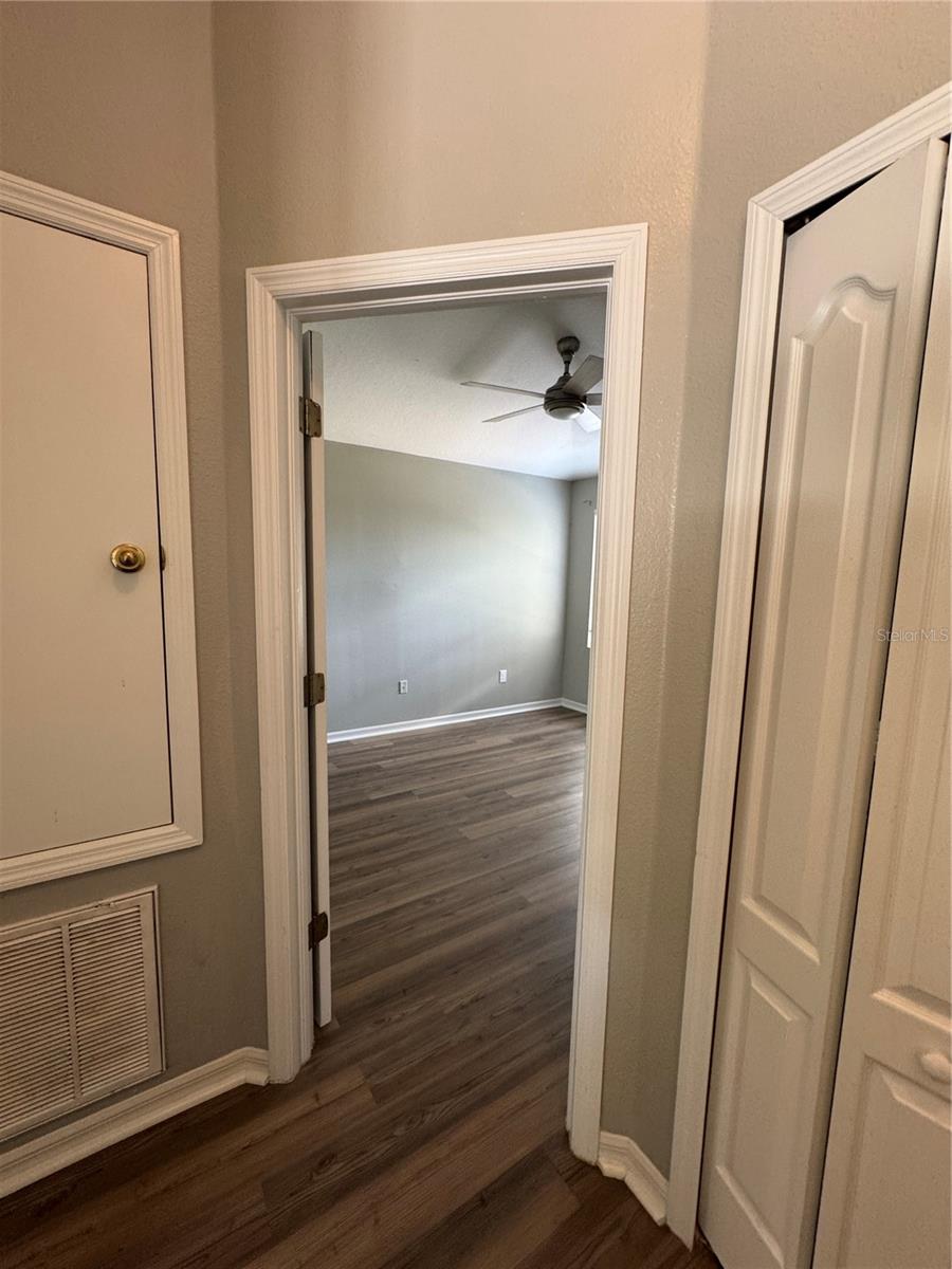 18006 BIRDWATER DR, TAMPA, FL — photo 45