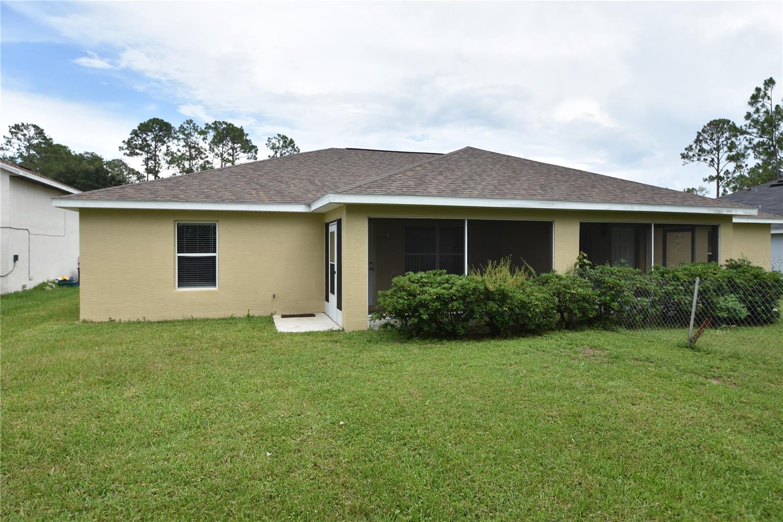 7 RYARBOR DR #B, PALM COAST, FL — photo 2