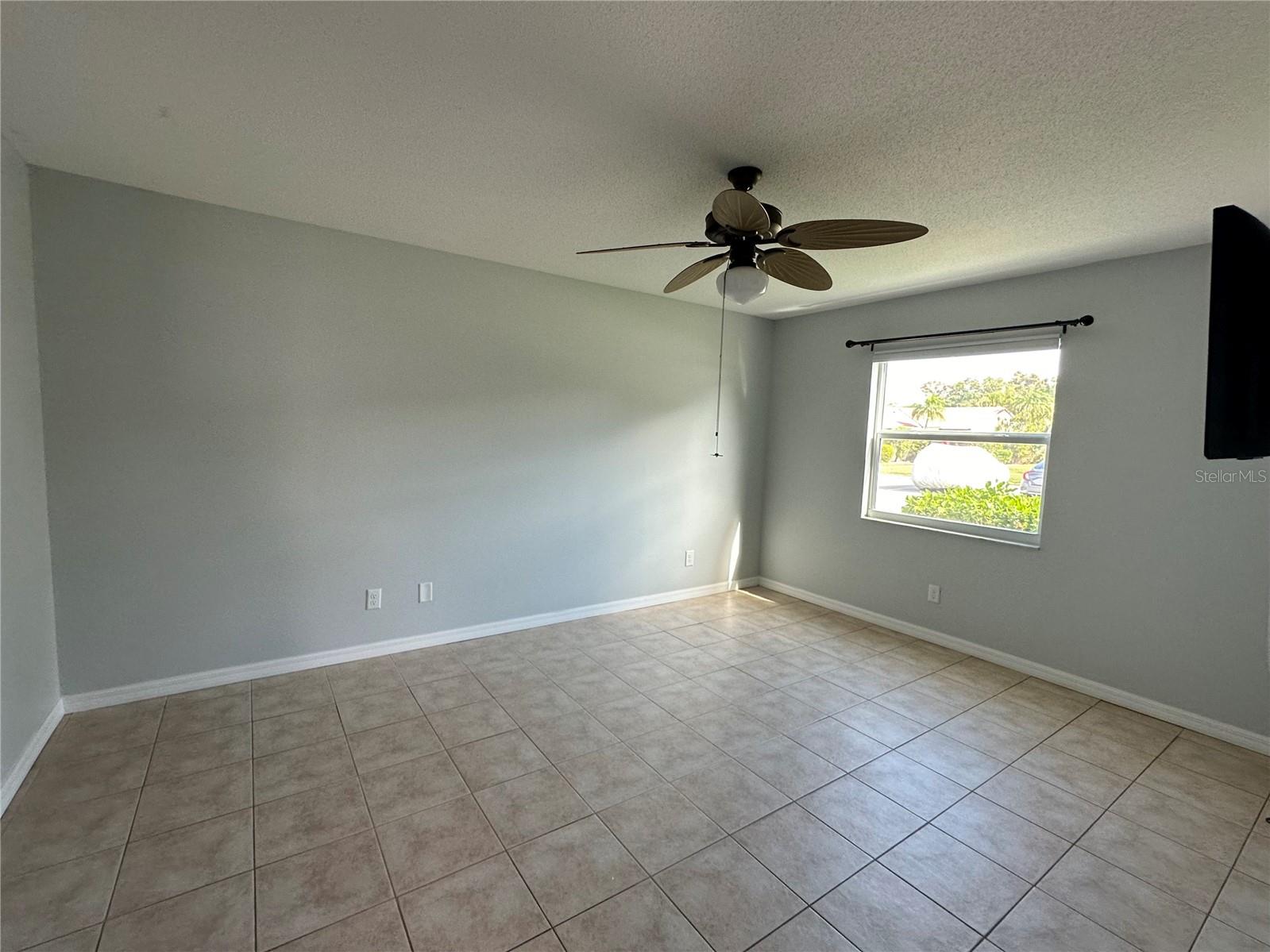 2105 PUEBLO CIR #V2, SARASOTA, FL — photo 7