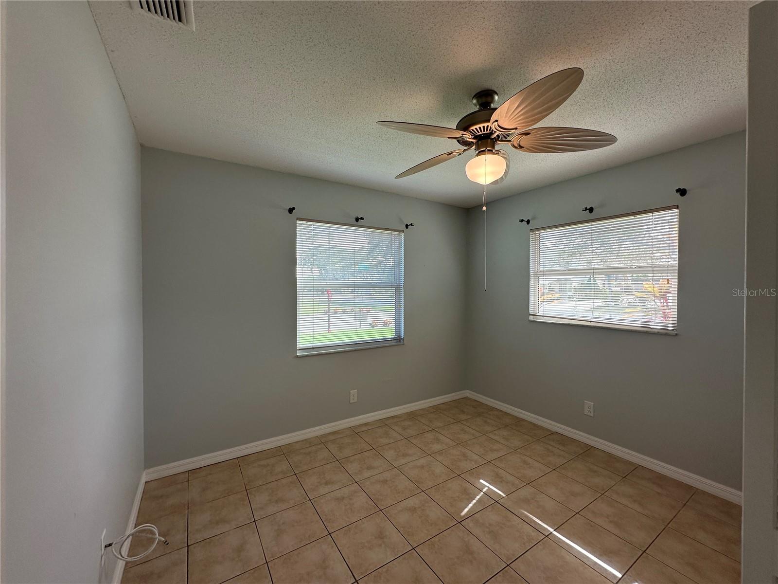 2105 PUEBLO CIR #V2, SARASOTA, FL — photo 8