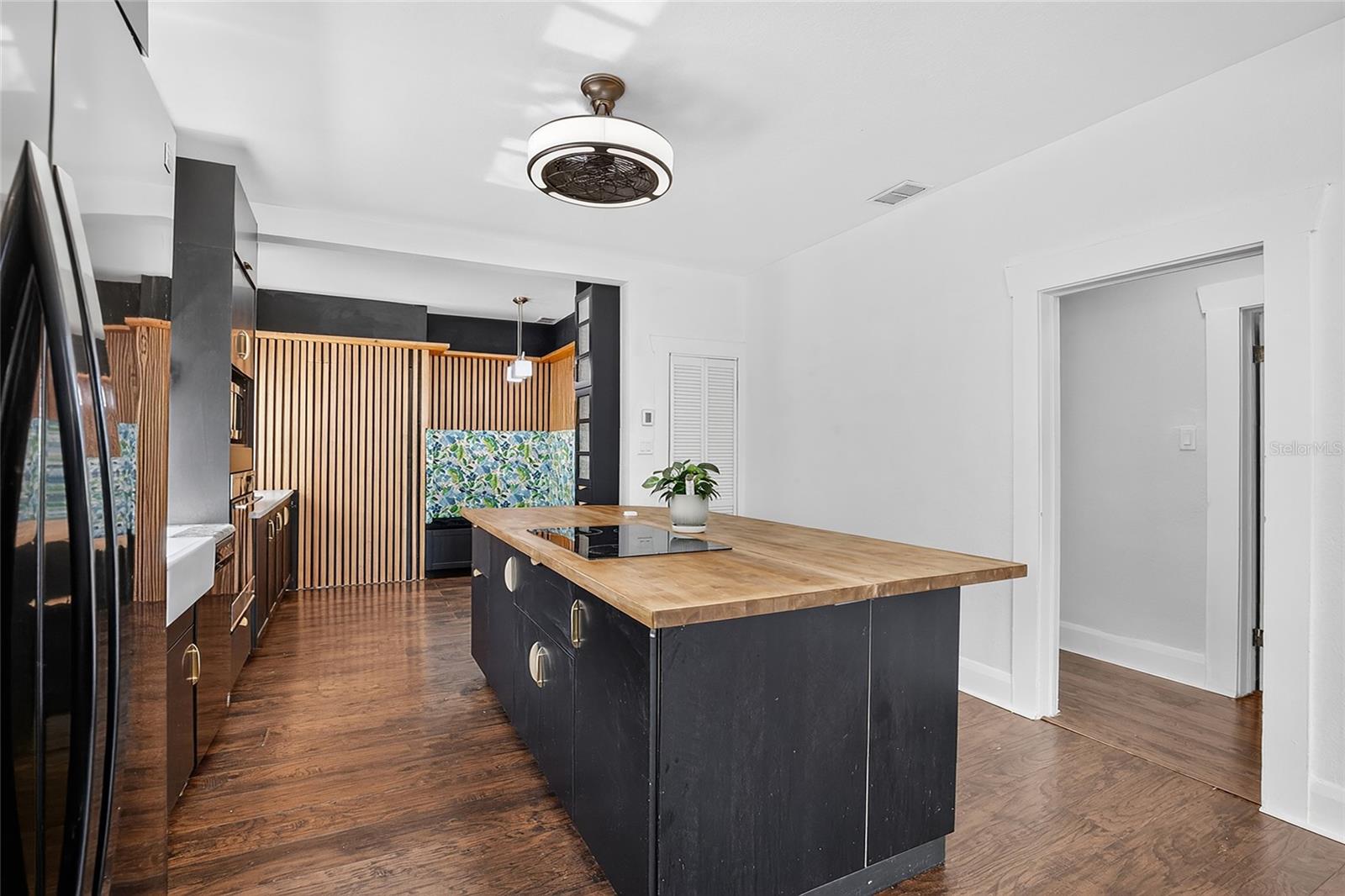 212 W GENESEE ST, TAMPA, FL — photo 8