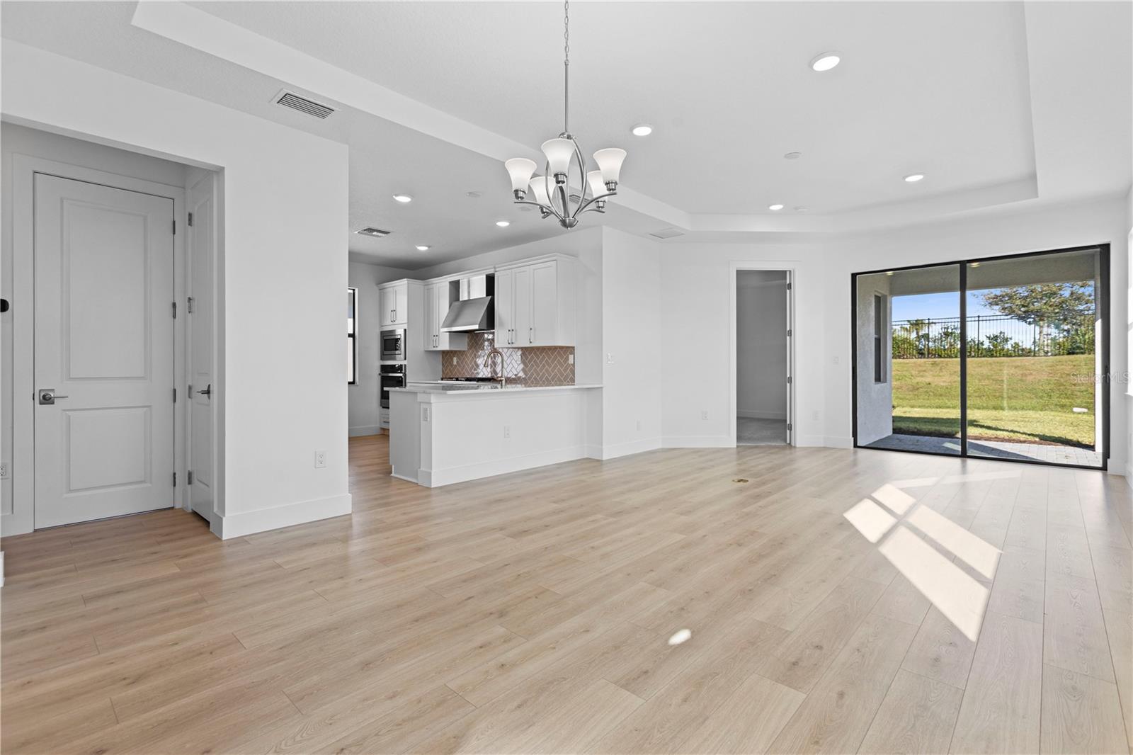18366 ROCKPORT PL, LAKEWOOD RANCH, FL — photo 5