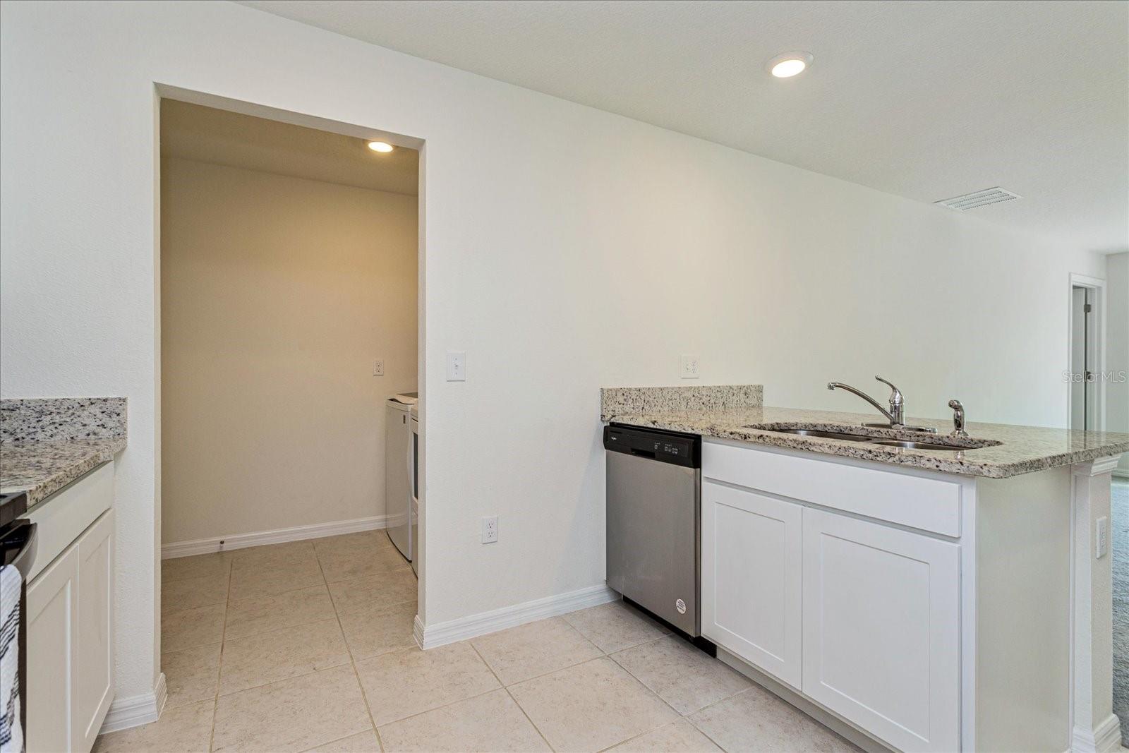 352 TOWNS CIR, HAINES CITY, FL — photo 9