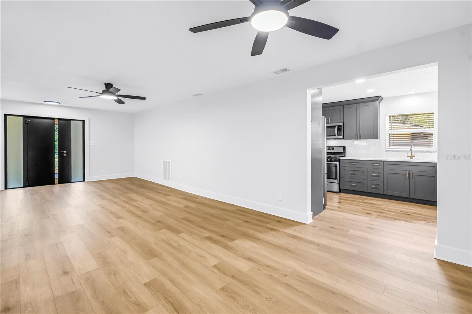 5846 12TH ST S, ST PETERSBURG, FL — photo 3