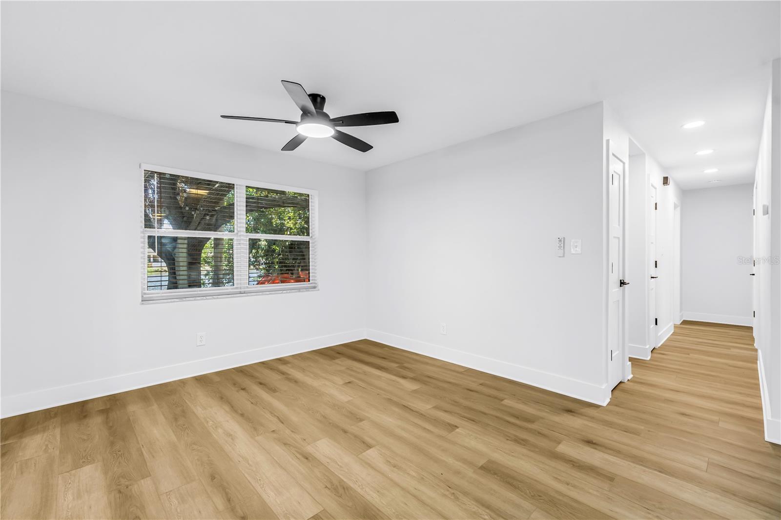5846 12TH ST S, ST PETERSBURG, FL — photo 11