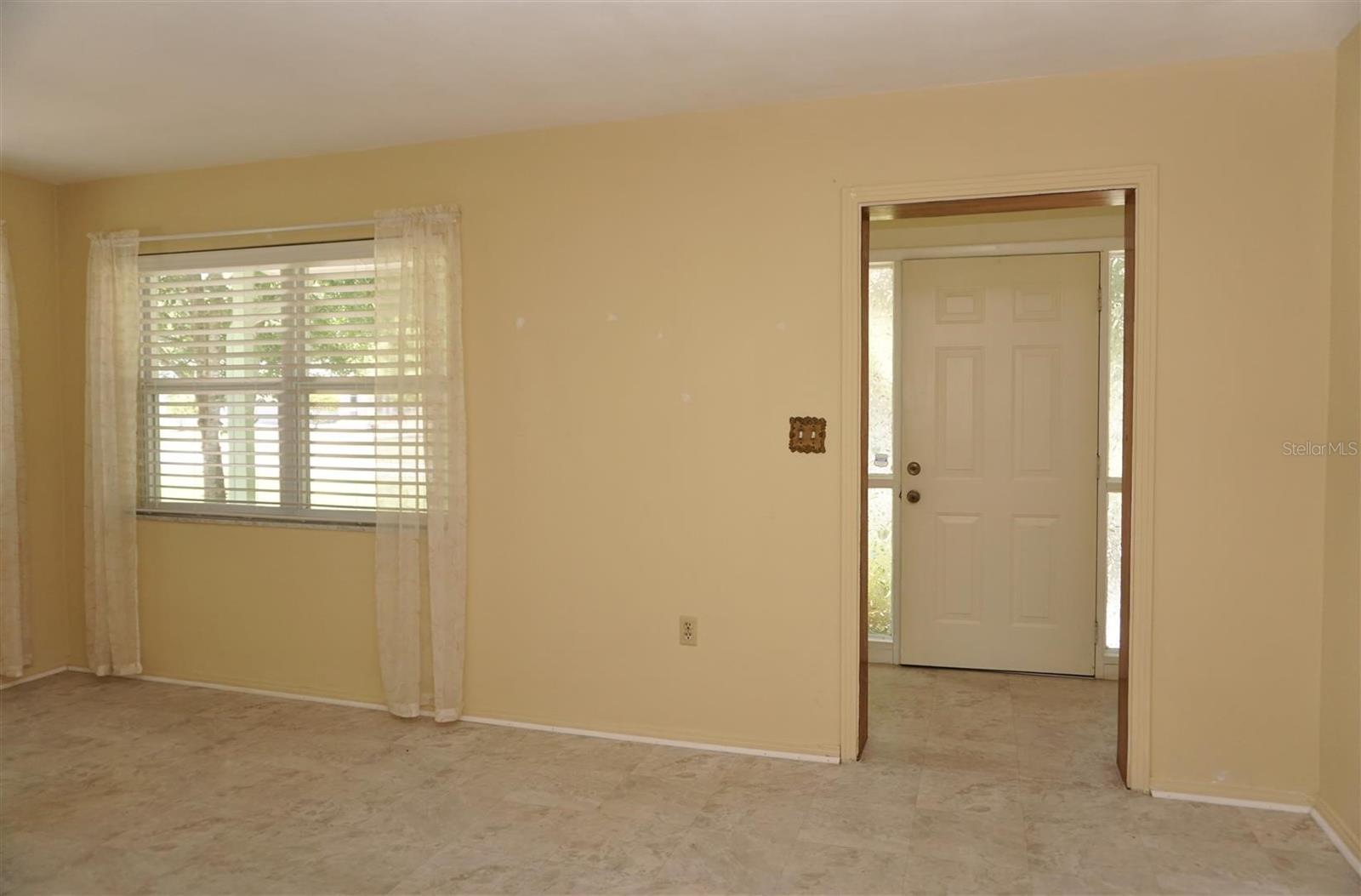 405 S CAMELLIA AVE, CRYSTAL RIVER, FL — photo 6