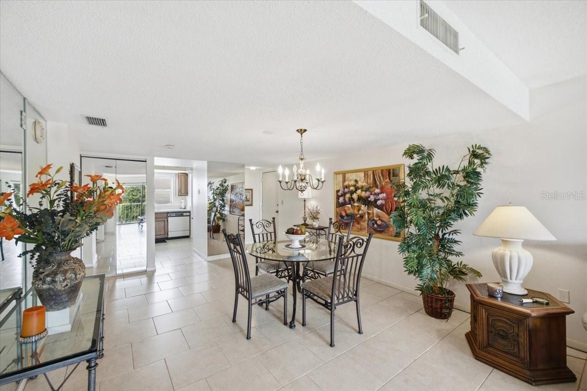 7050 SUNSET DR S #216, SOUTH PASADENA, FL — photo 5
