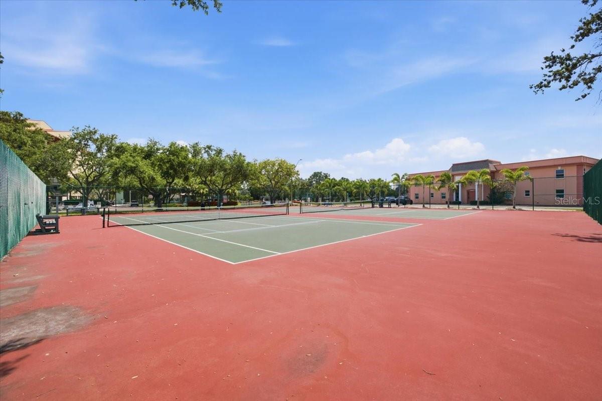 7050 SUNSET DR S #216, SOUTH PASADENA, FL — photo 25