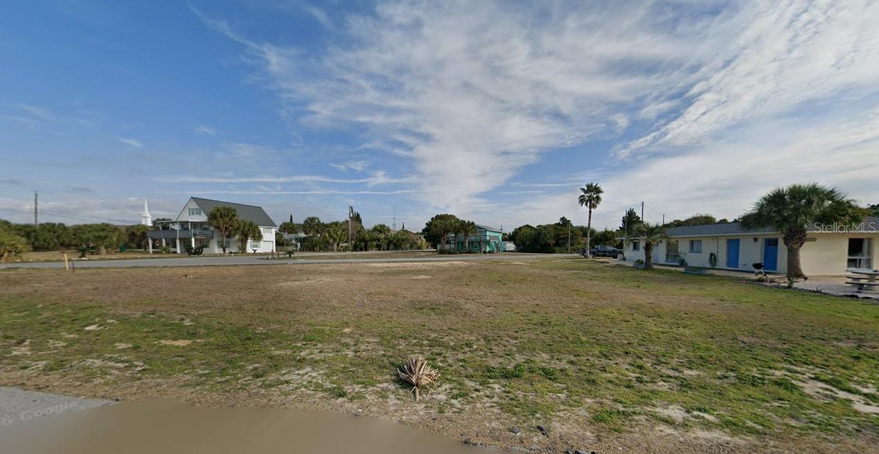 601 GRANADA CIR, PANAMA CITY BEACH, FL — photo 2