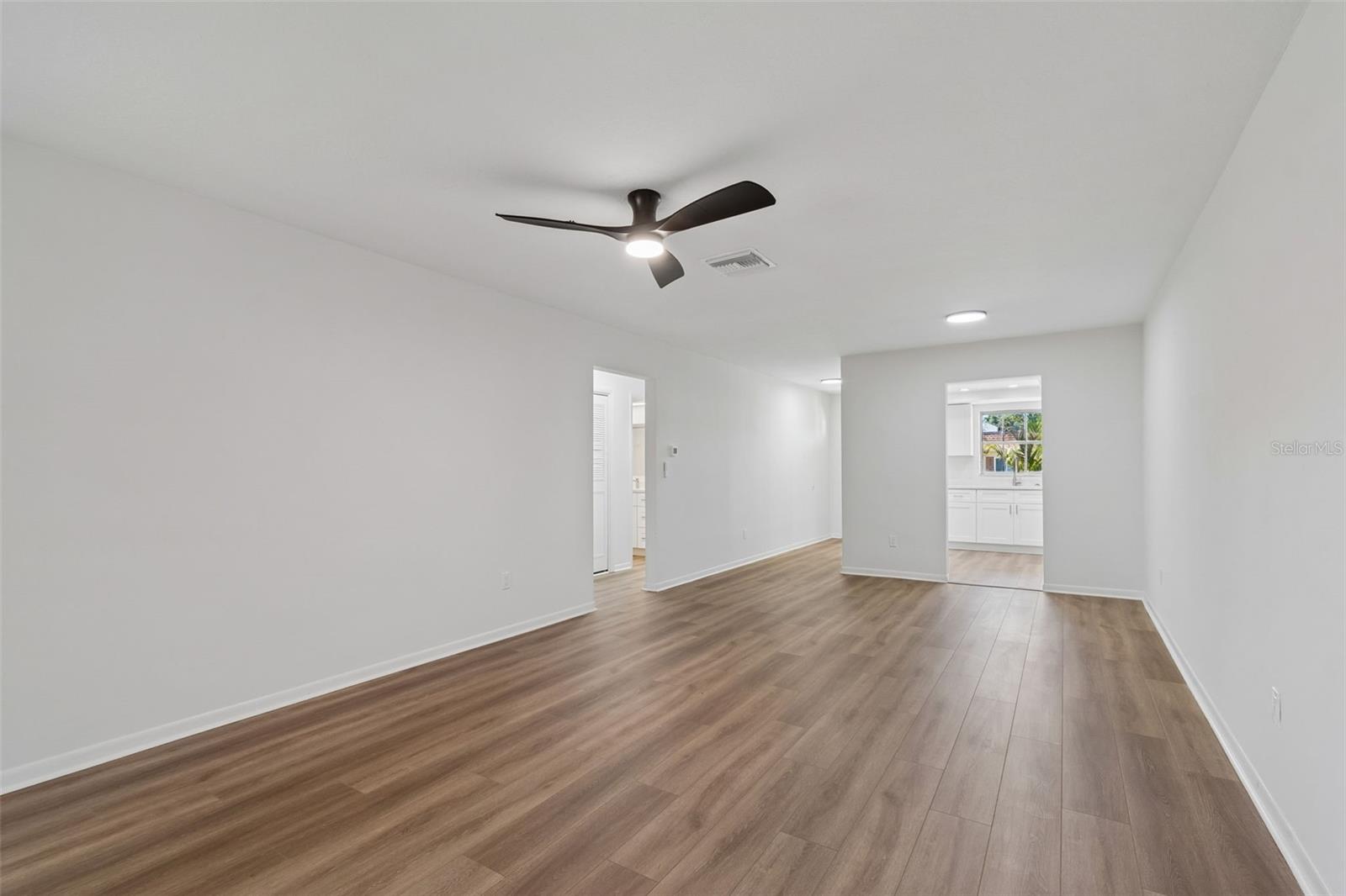 1614 S LAKE AVE #2, CLEARWATER, FL — photo 11
