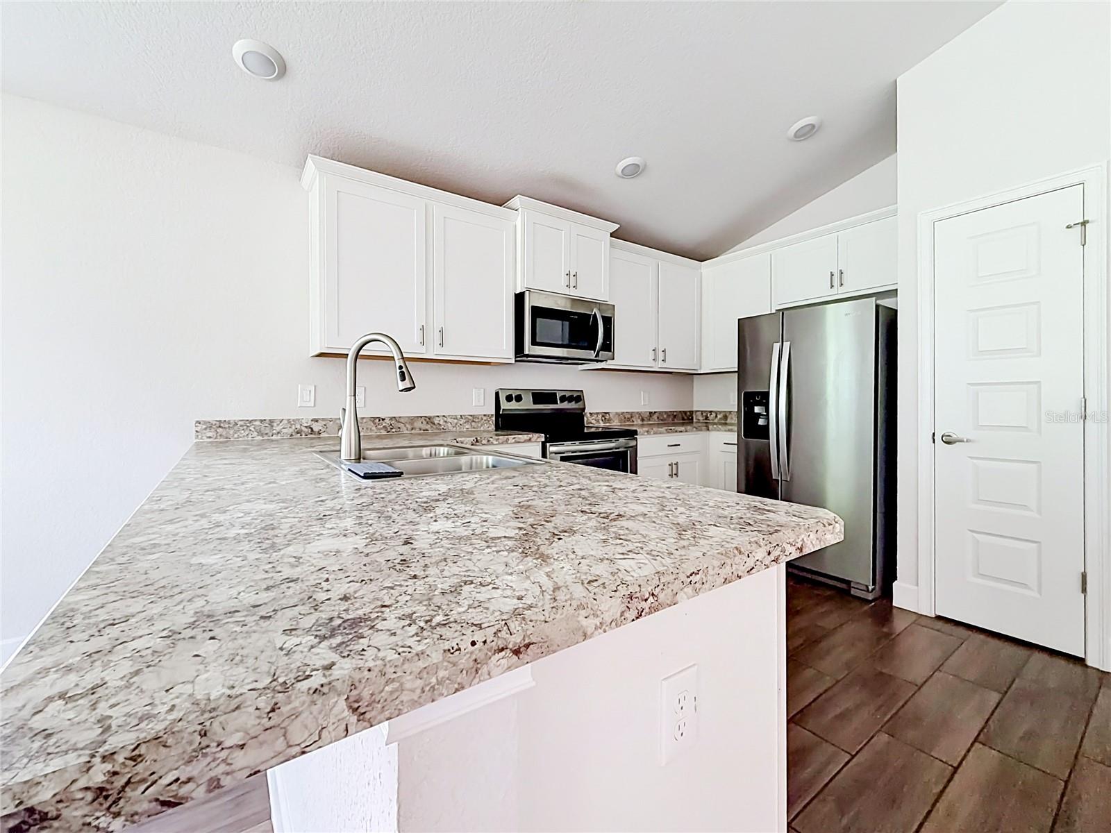 187 NW 45TH LOOP, OCALA, FL — photo 18