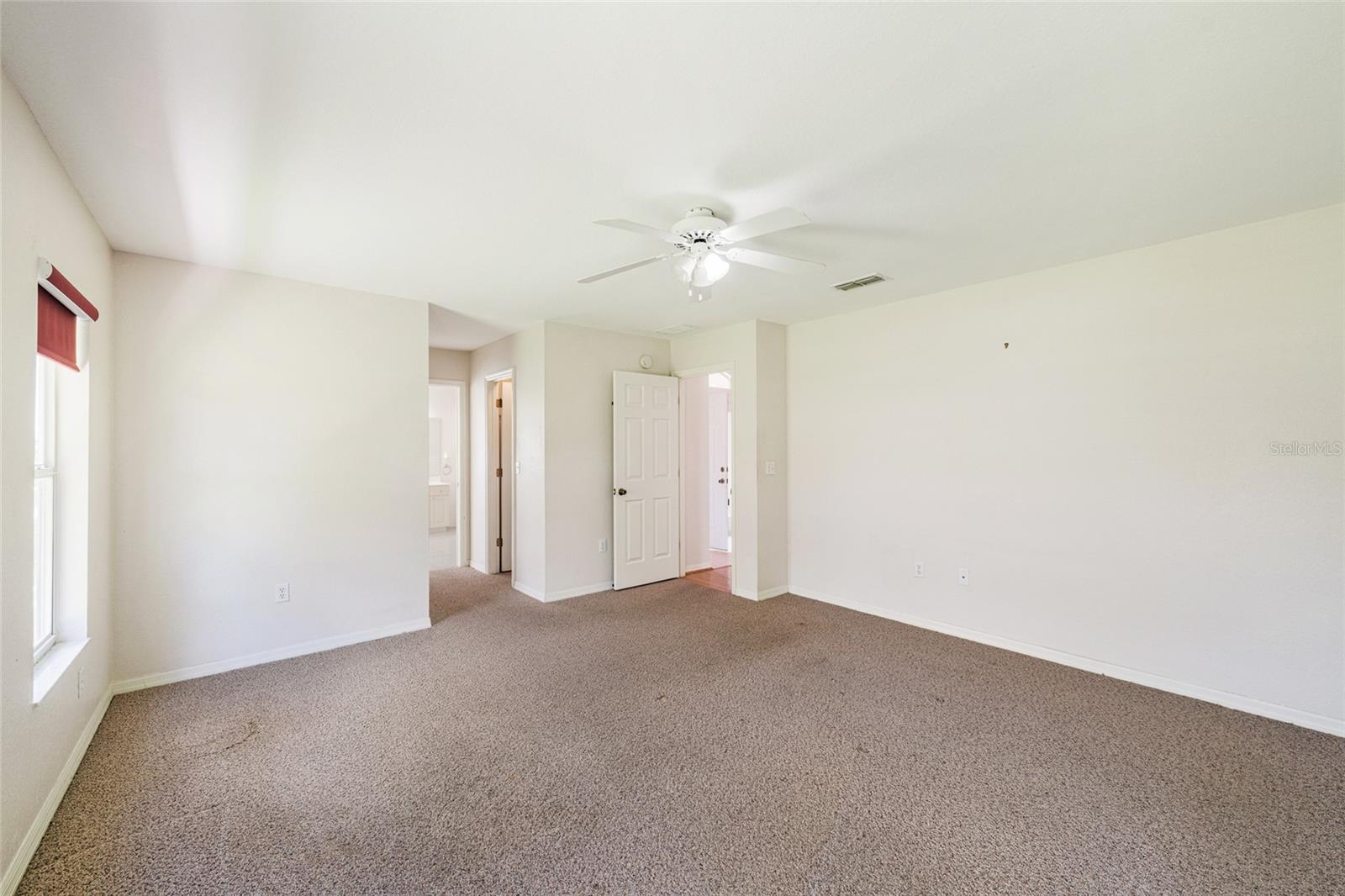 9082 SE 135TH LOOP, SUMMERFIELD, FL — photo 12