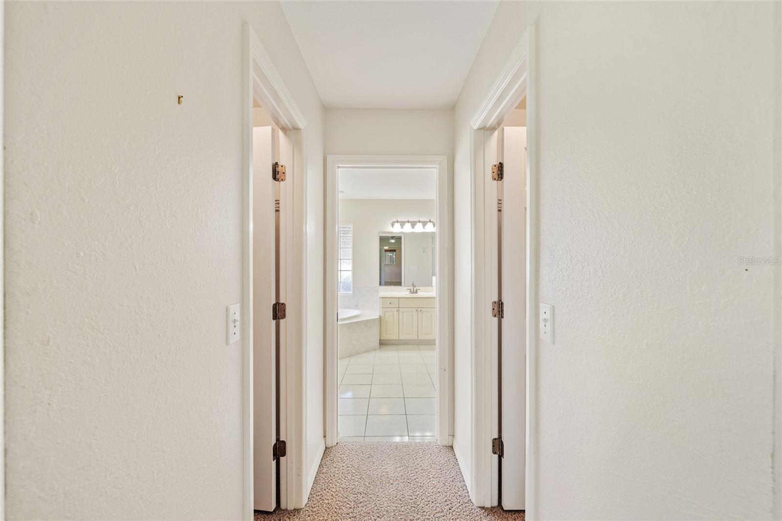 9082 SE 135TH LOOP, SUMMERFIELD, FL — photo 13