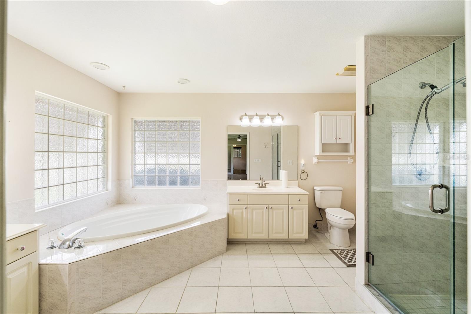 9082 SE 135TH LOOP, SUMMERFIELD, FL — photo 14