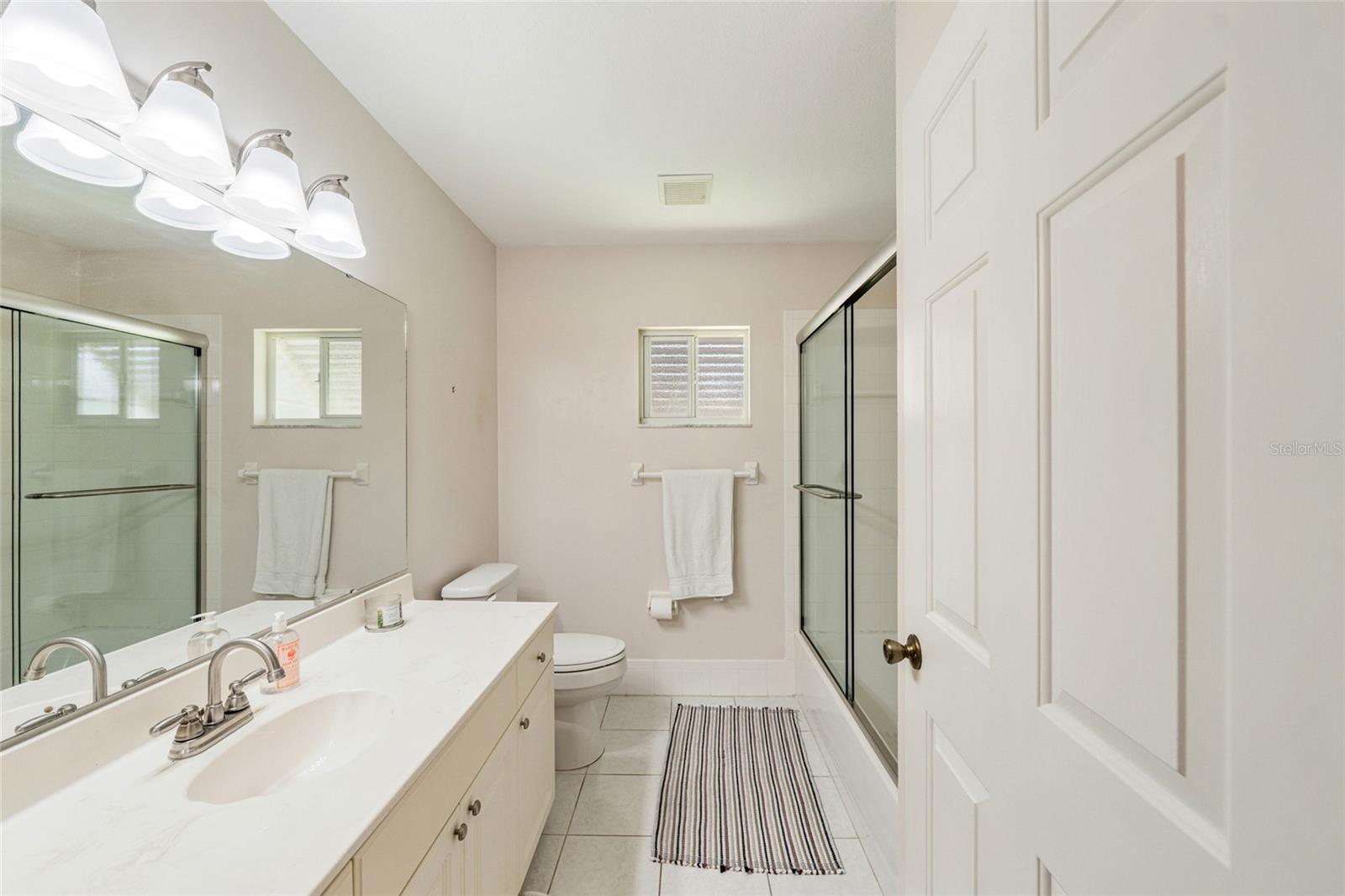 9082 SE 135TH LOOP, SUMMERFIELD, FL — photo 28
