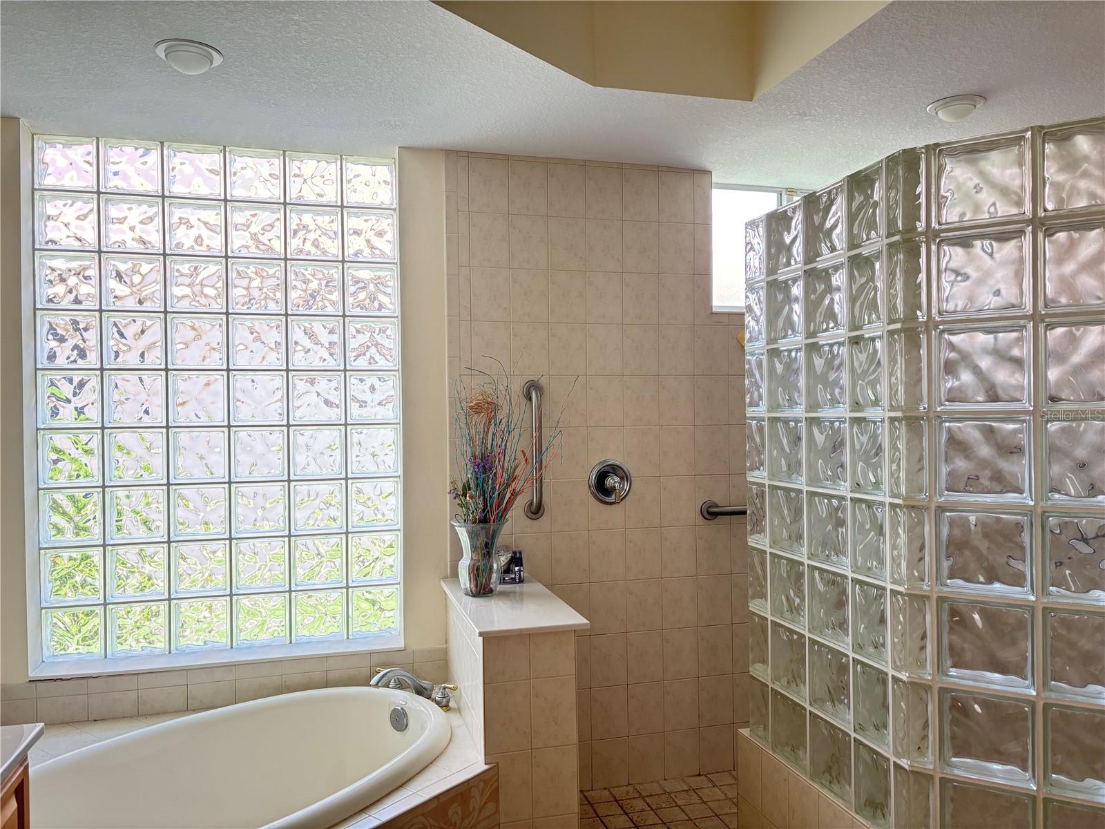 5835 COVEY CT, BRADENTON, FL — photo 22