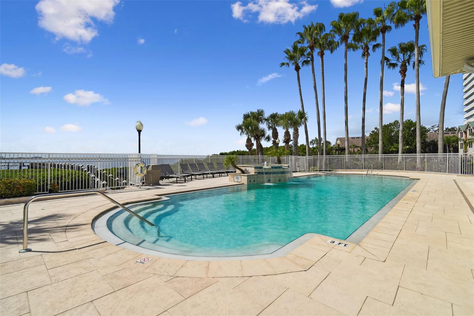 1201 BAY CLUB CIR, TAMPA, FL — photo 9