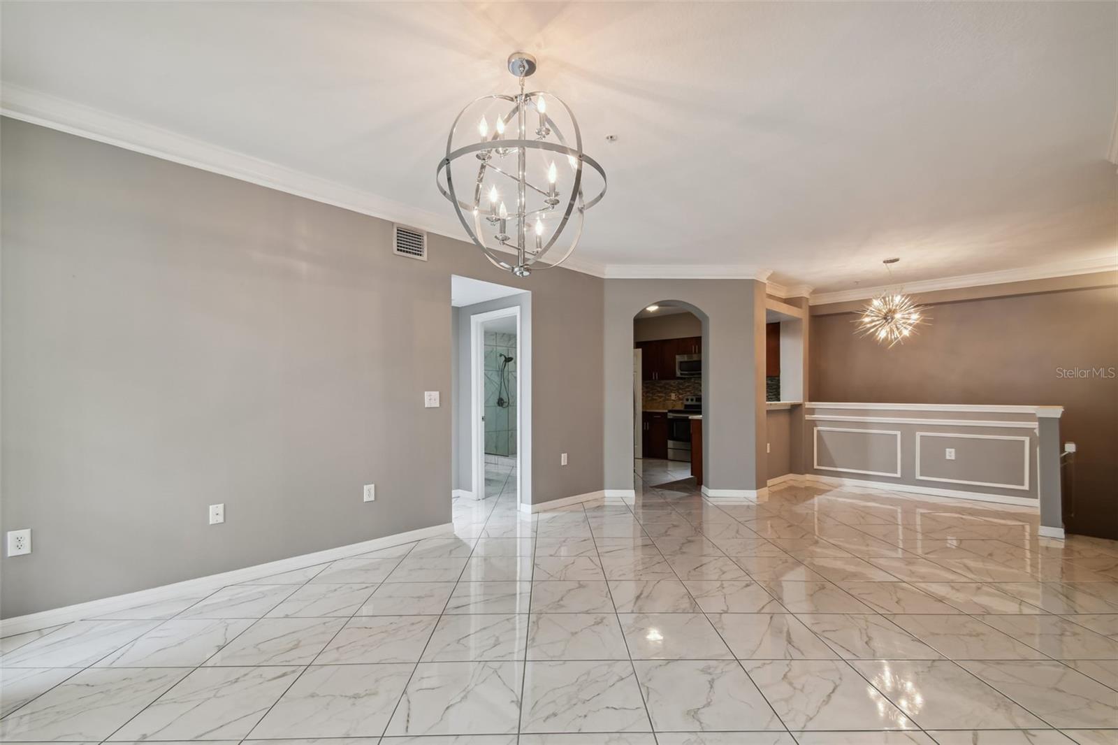 1201 BAY CLUB CIR, TAMPA, FL — photo 28