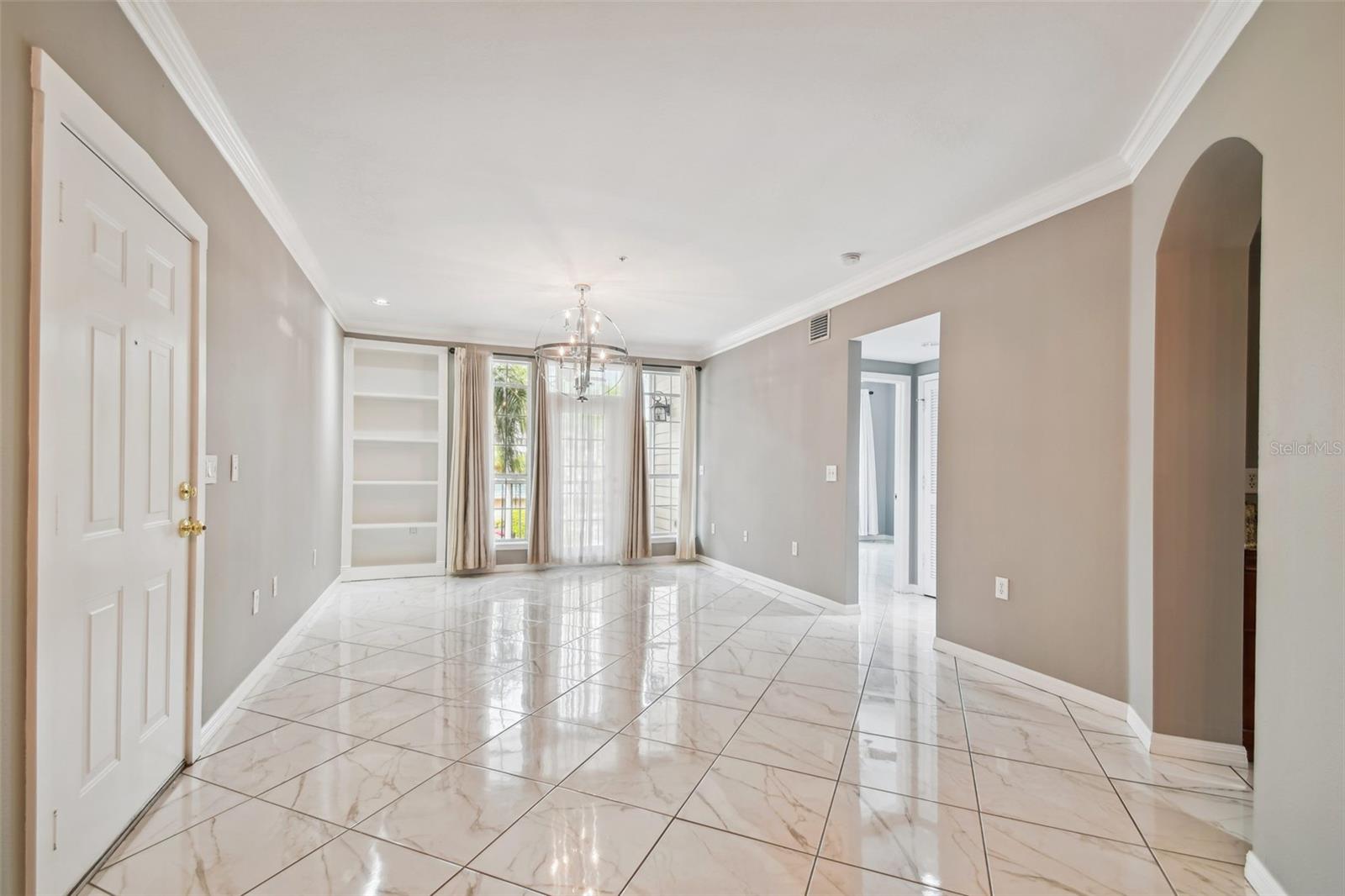 1201 BAY CLUB CIR, TAMPA, FL — photo 31