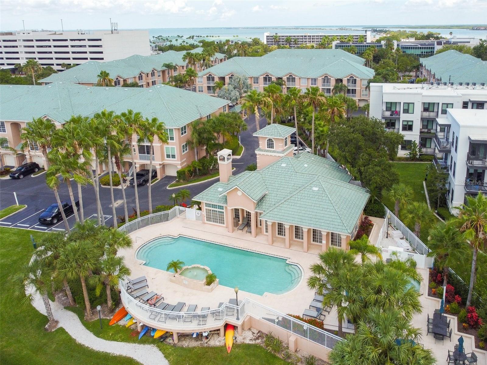 1201 BAY CLUB CIR, TAMPA, FL — photo 63