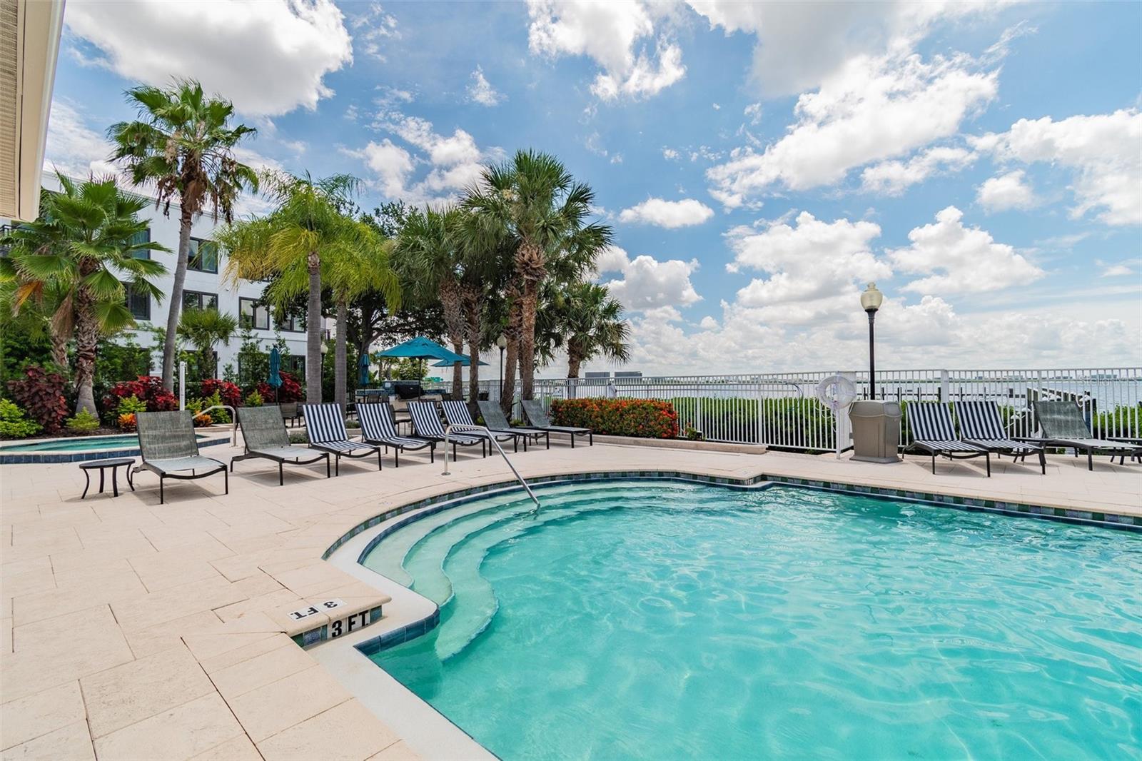 1201 BAY CLUB CIR, TAMPA, FL — photo 67