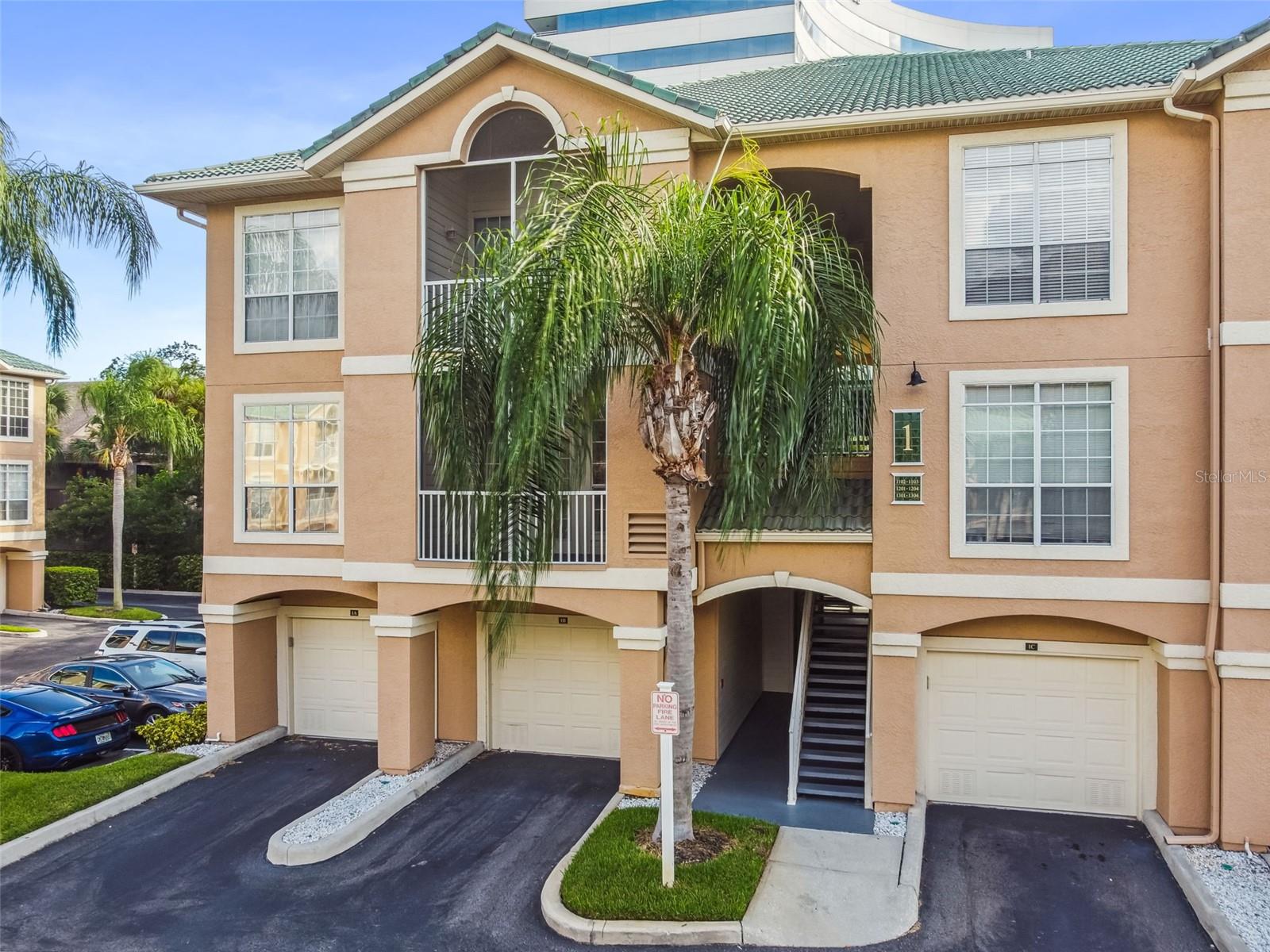 1201 BAY CLUB CIR, TAMPA, FL — photo 69